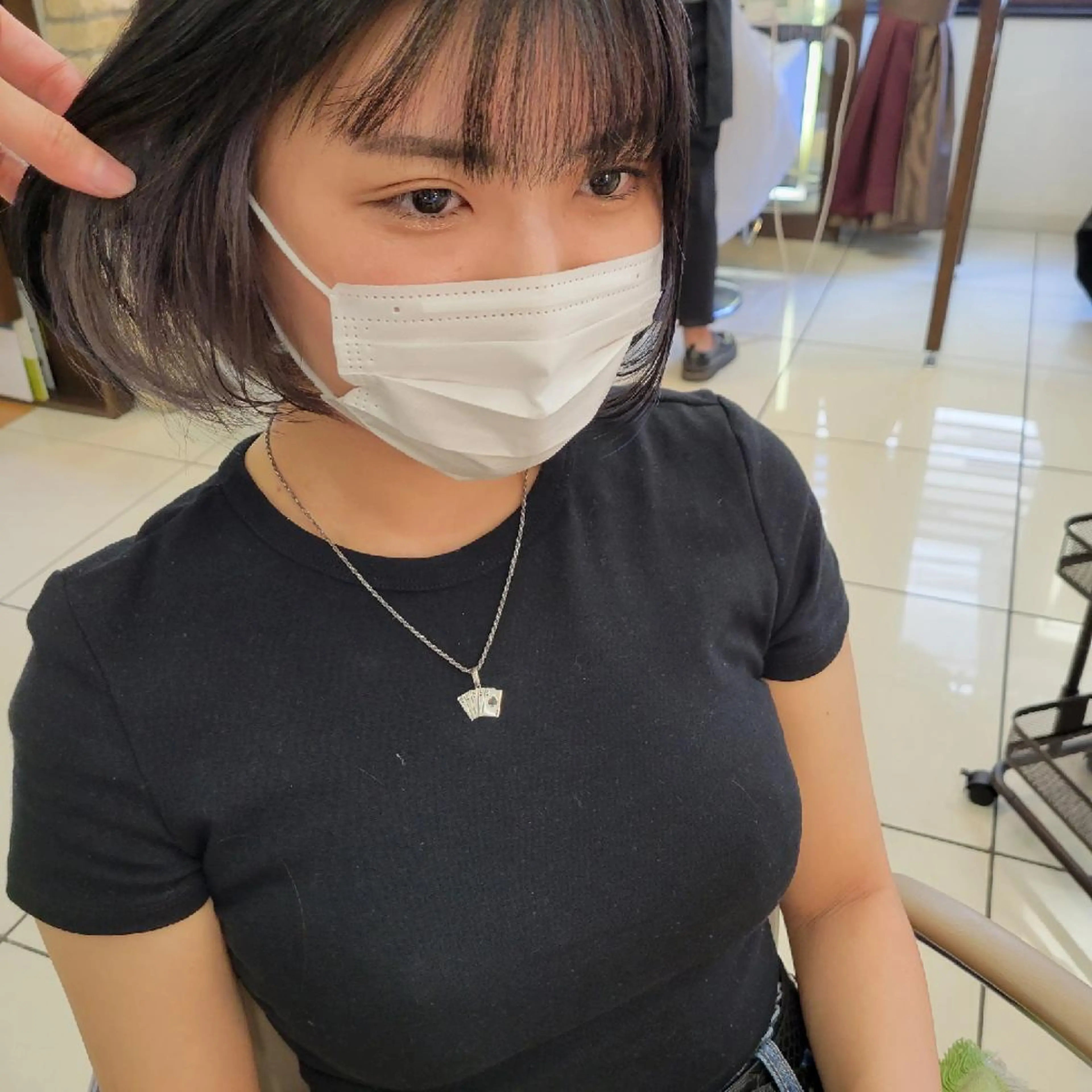 ショート カラー ママ美容師まつげ 🤍まき🤍のヘアスタイル