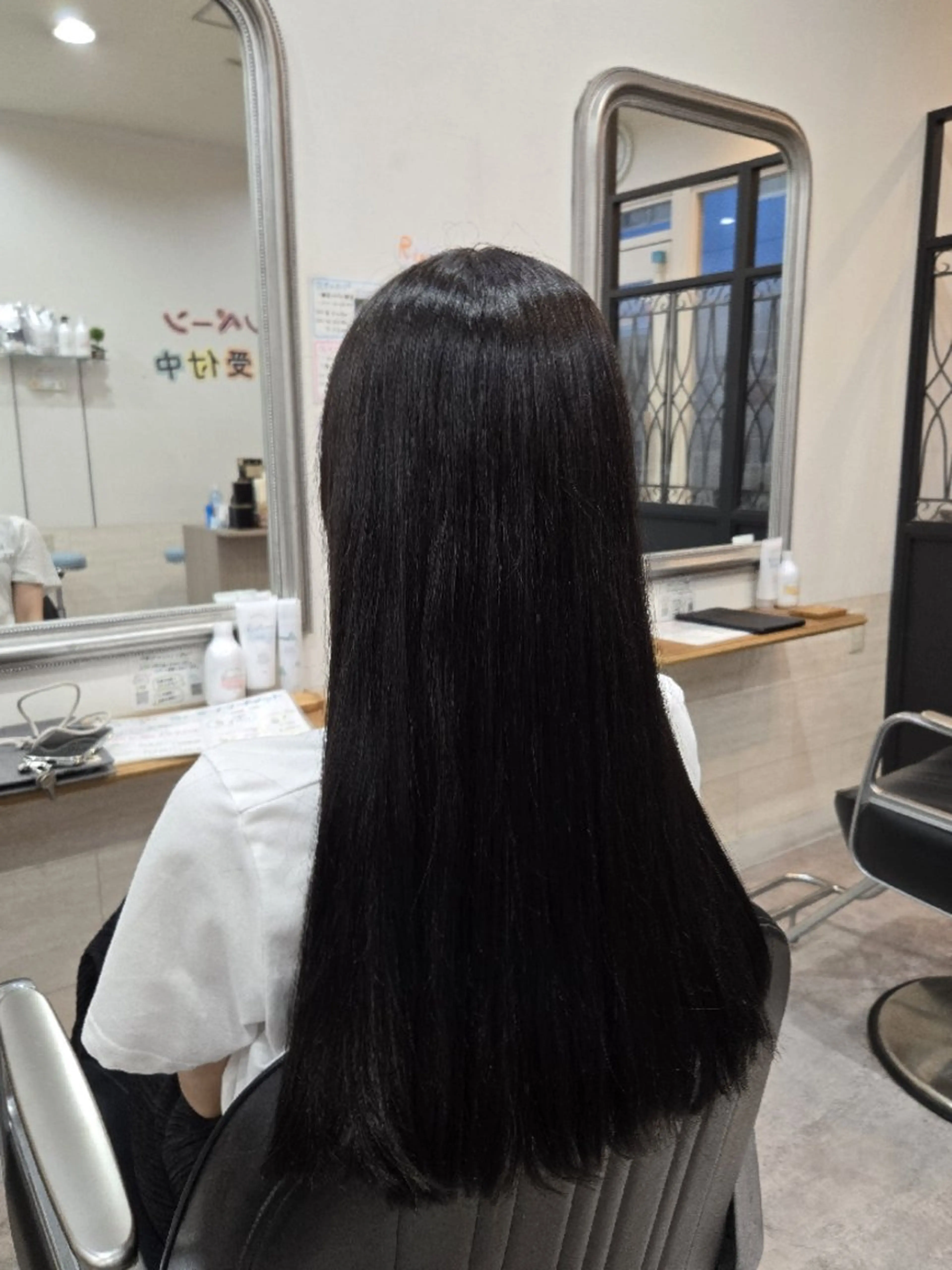 ロング カット 暖色🍎透明感カラー 🩵小林かりんのヘアスタイル