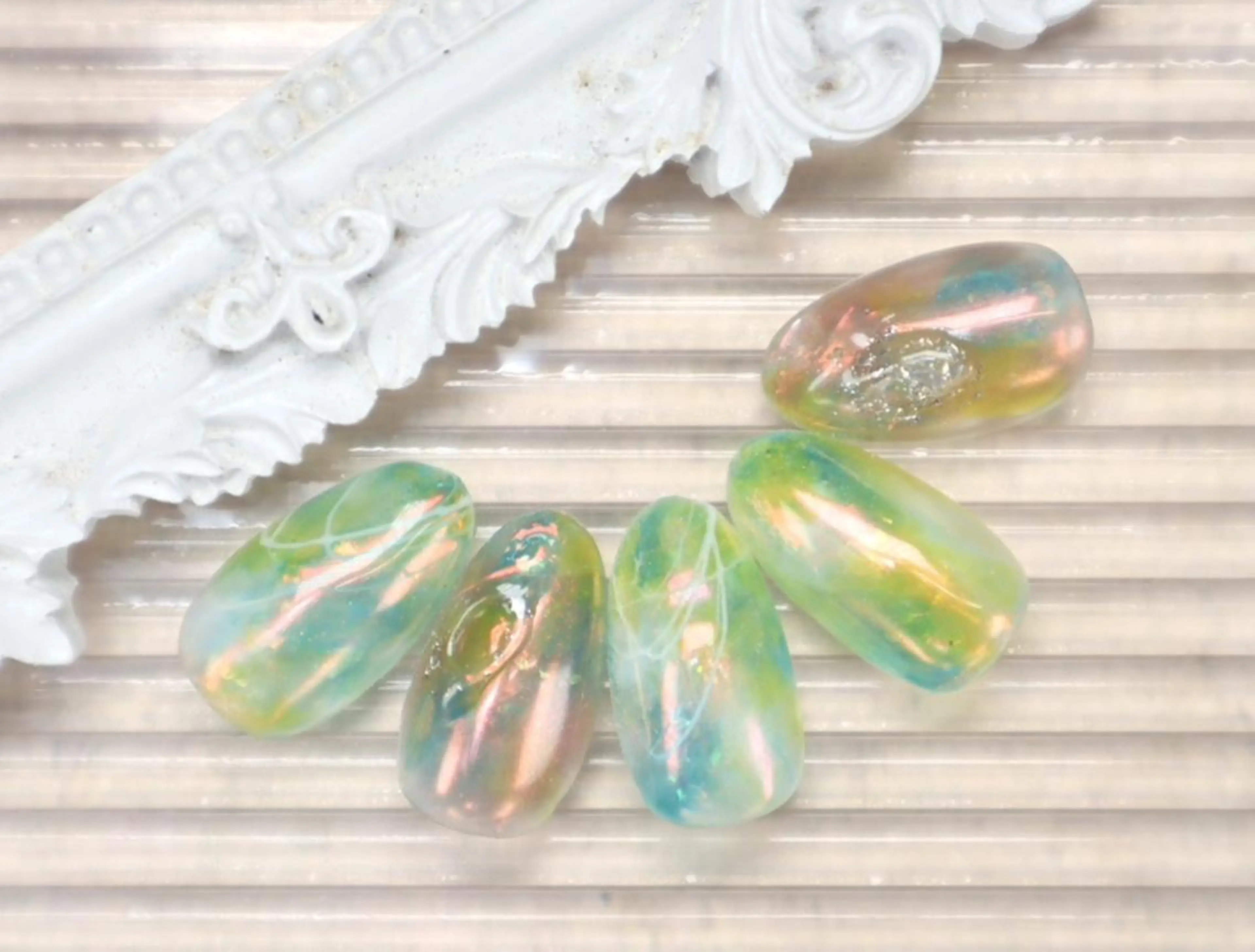 ネイル へぜリヒ ·もものネイルデザイン