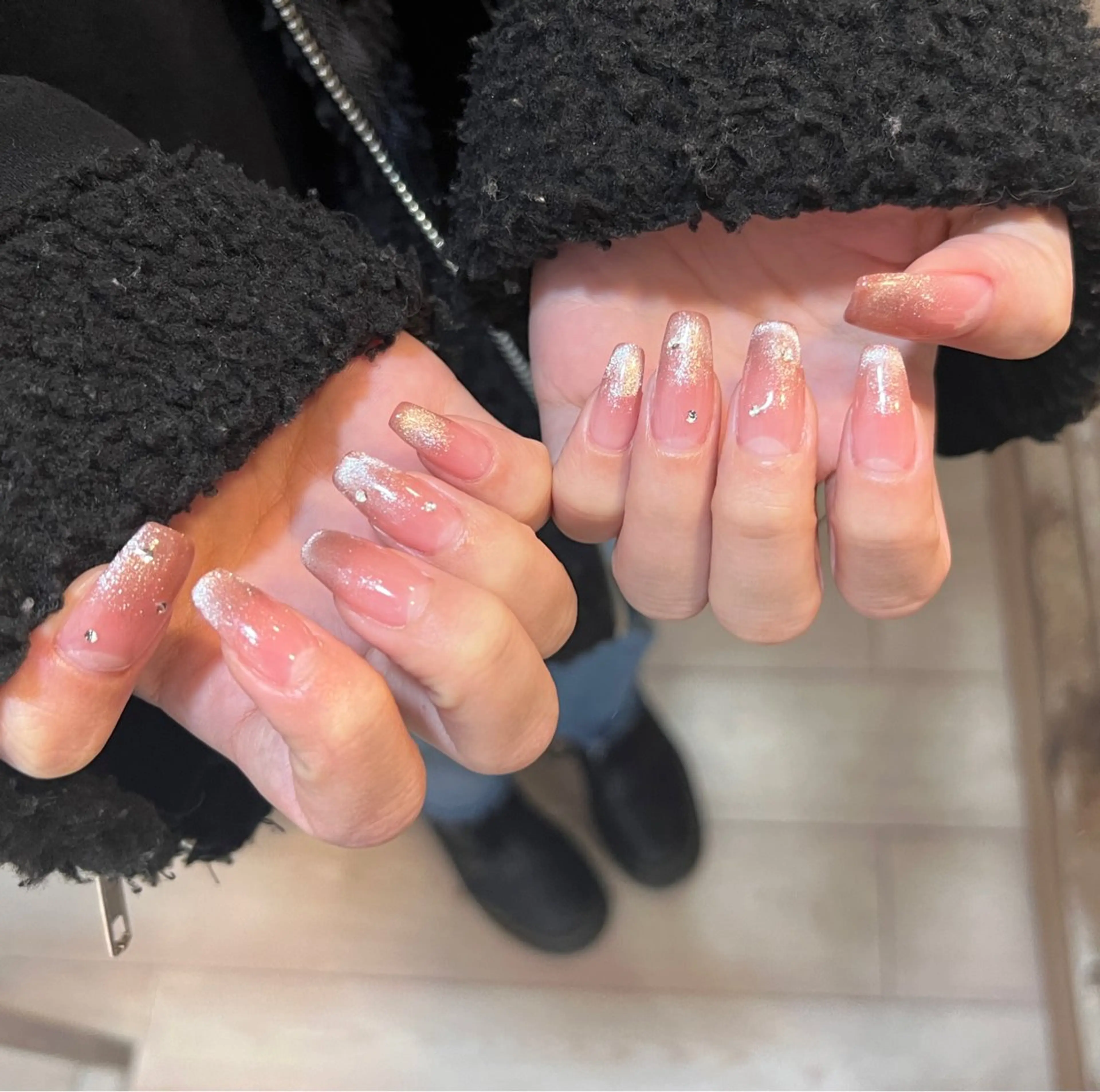 ネイル マグネットネイル 持ち込み ストーンネイル いちじゅう あおいのネイルデザイン