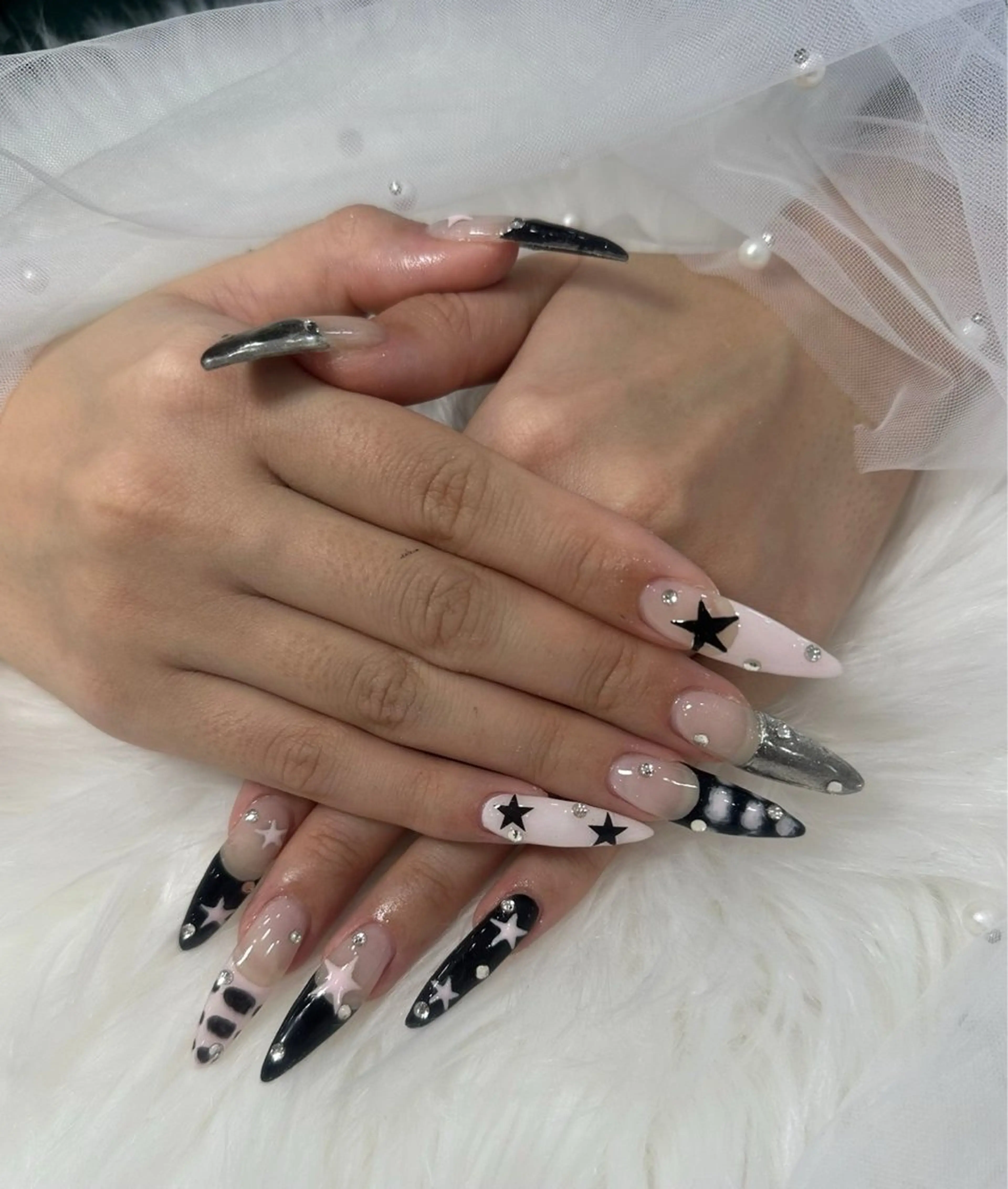 ネイル 長さ出し フットネイル ジェルネイル 韓国ネイル マグネットネイル #Amin所属・#Amin nail salonのネイルデザイン