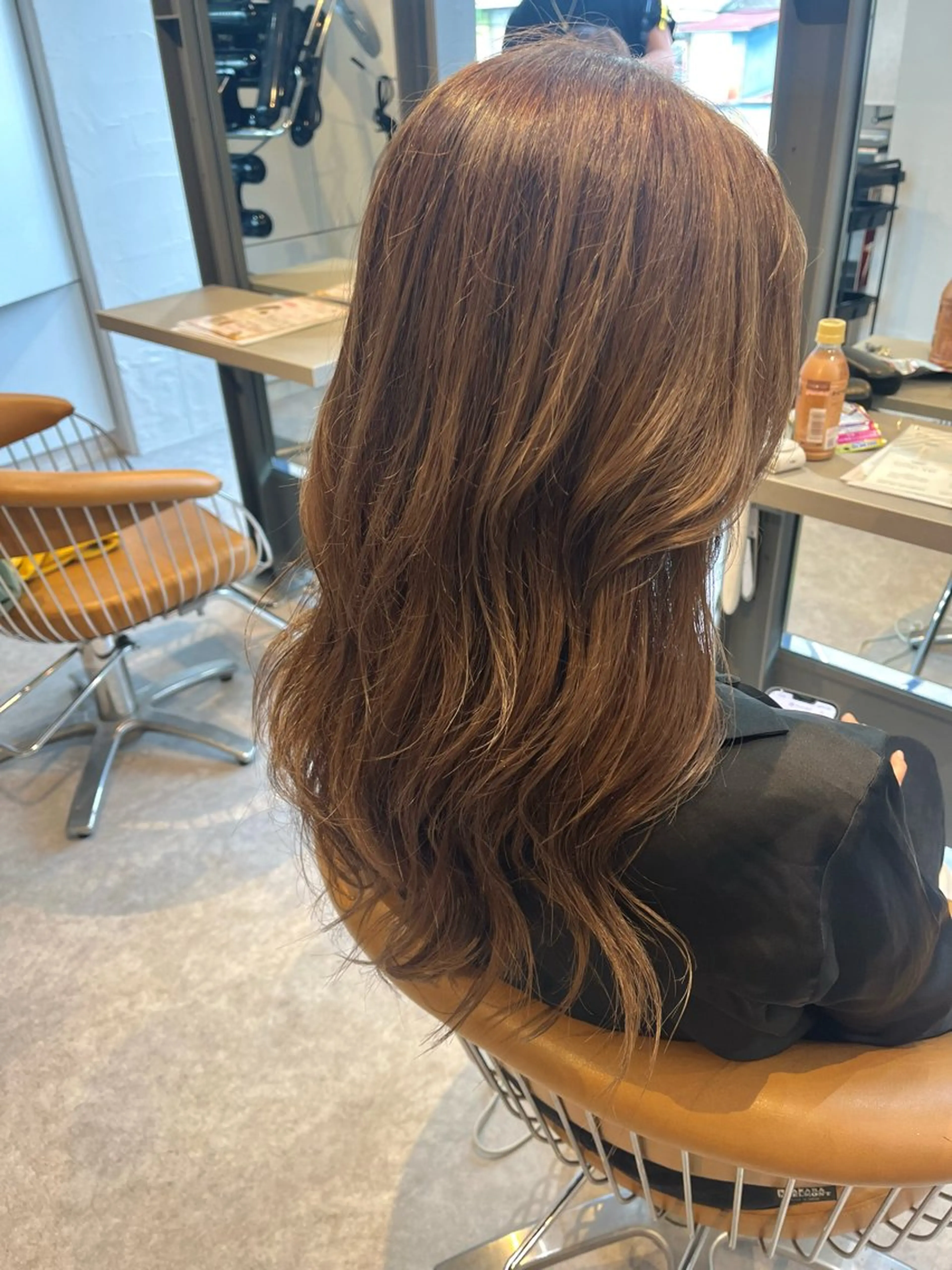 ロング カラー ヘアカラー うしだ かおるのヘアスタイル