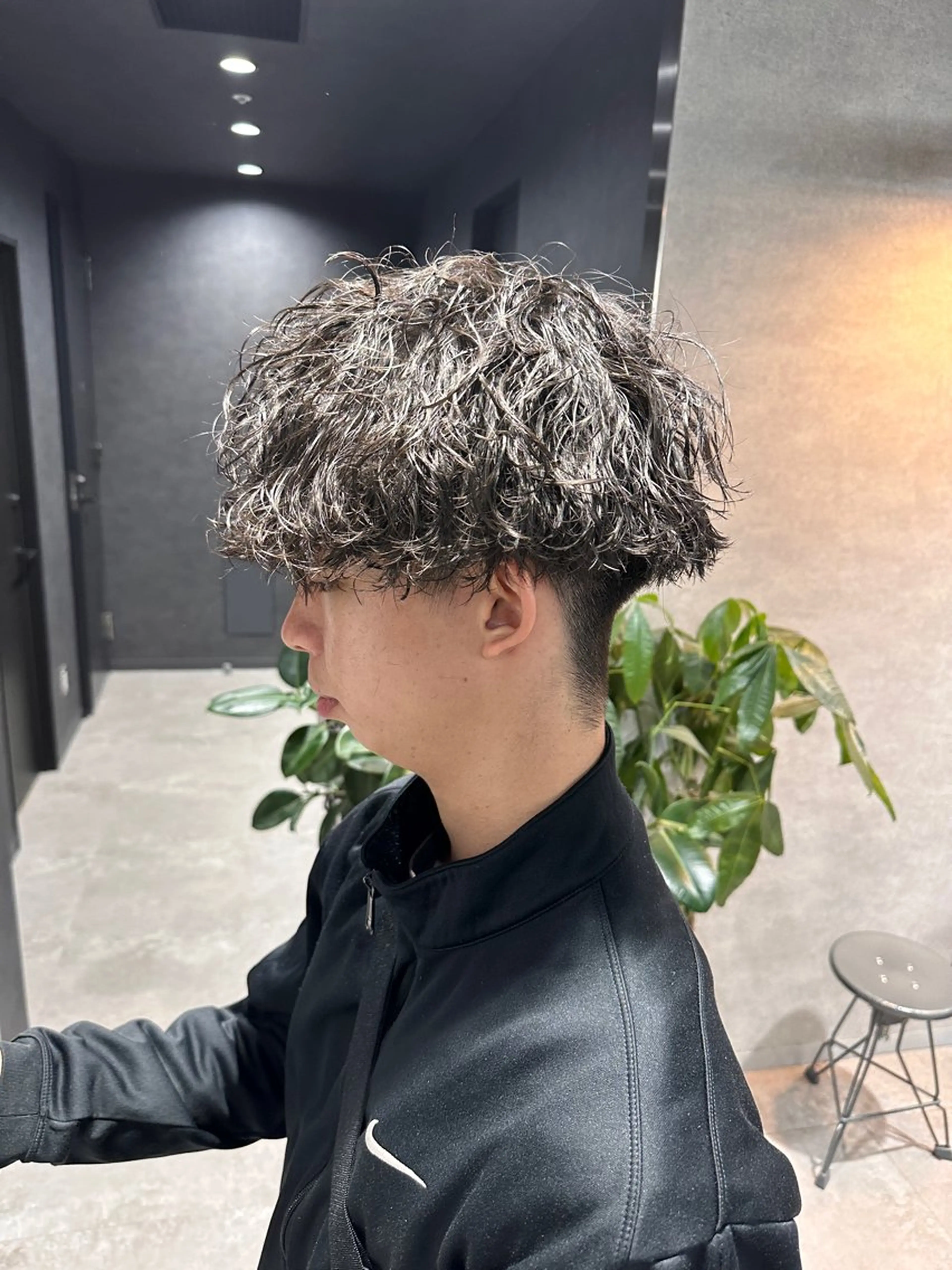 ショート パーマ メンズ 渋谷駅から徒歩1分 BLUCKメンズヘアのヘアスタイル