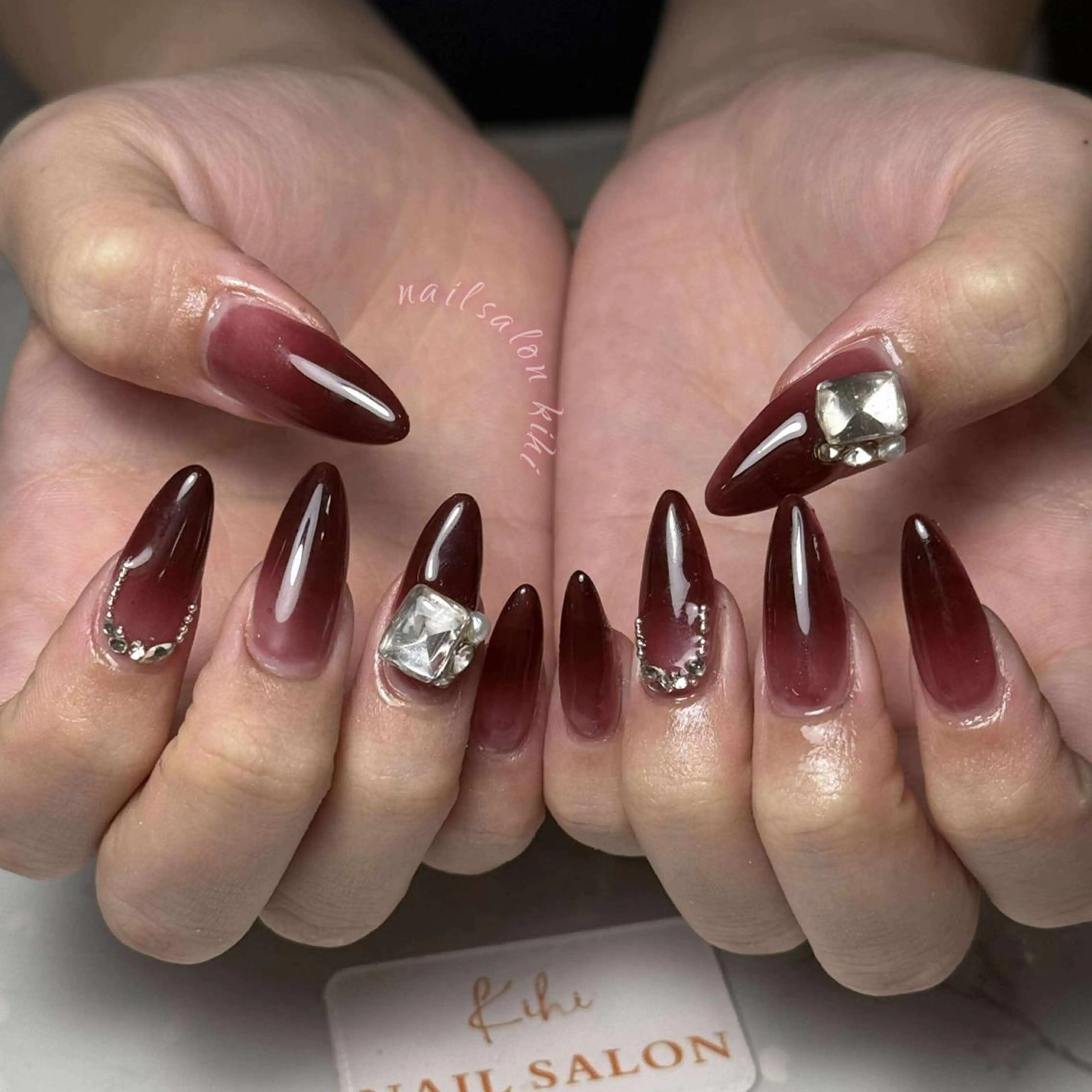 ネイル ゆな 研修中のネイルデザイン