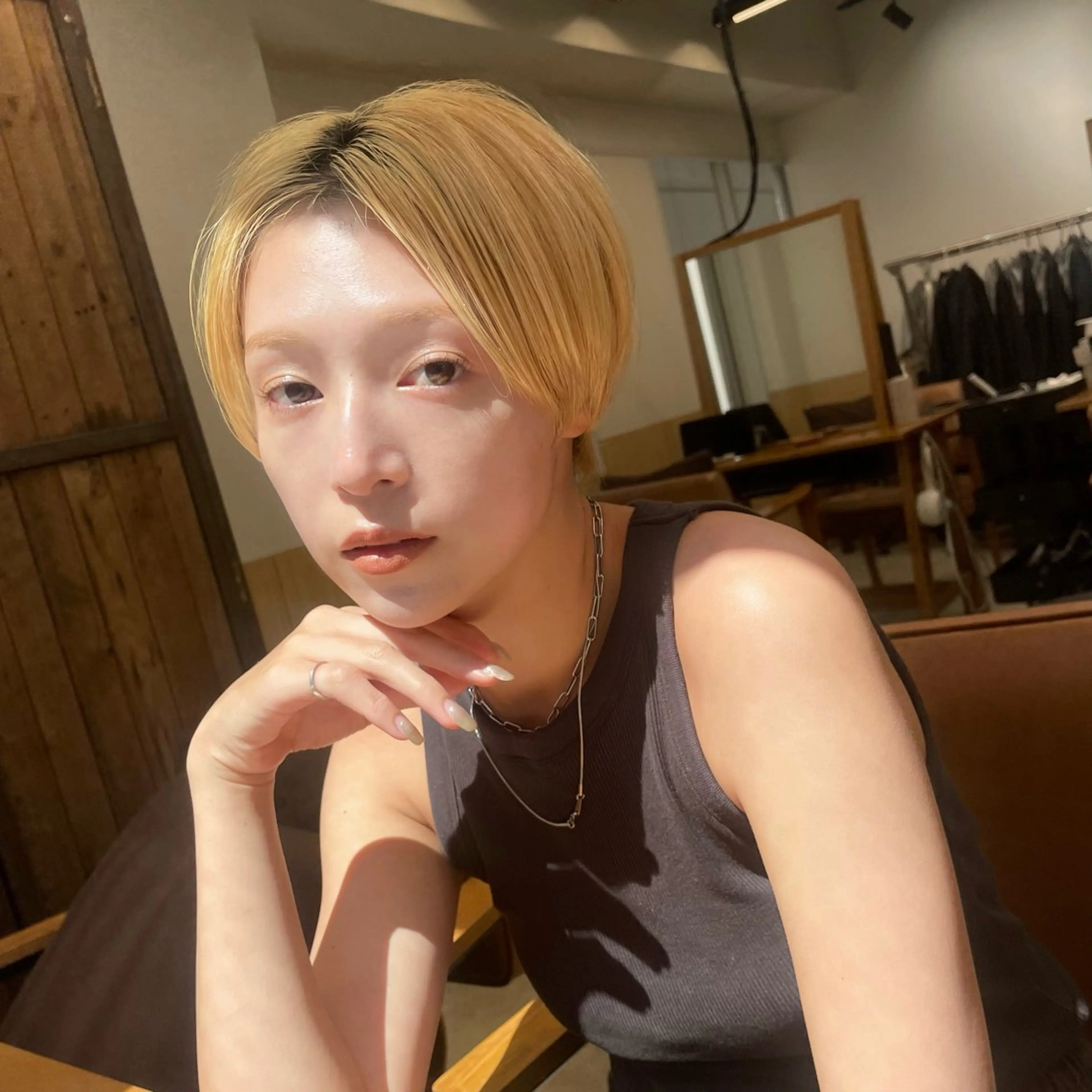 ショート ナリタ ミユウのヘアスタイル