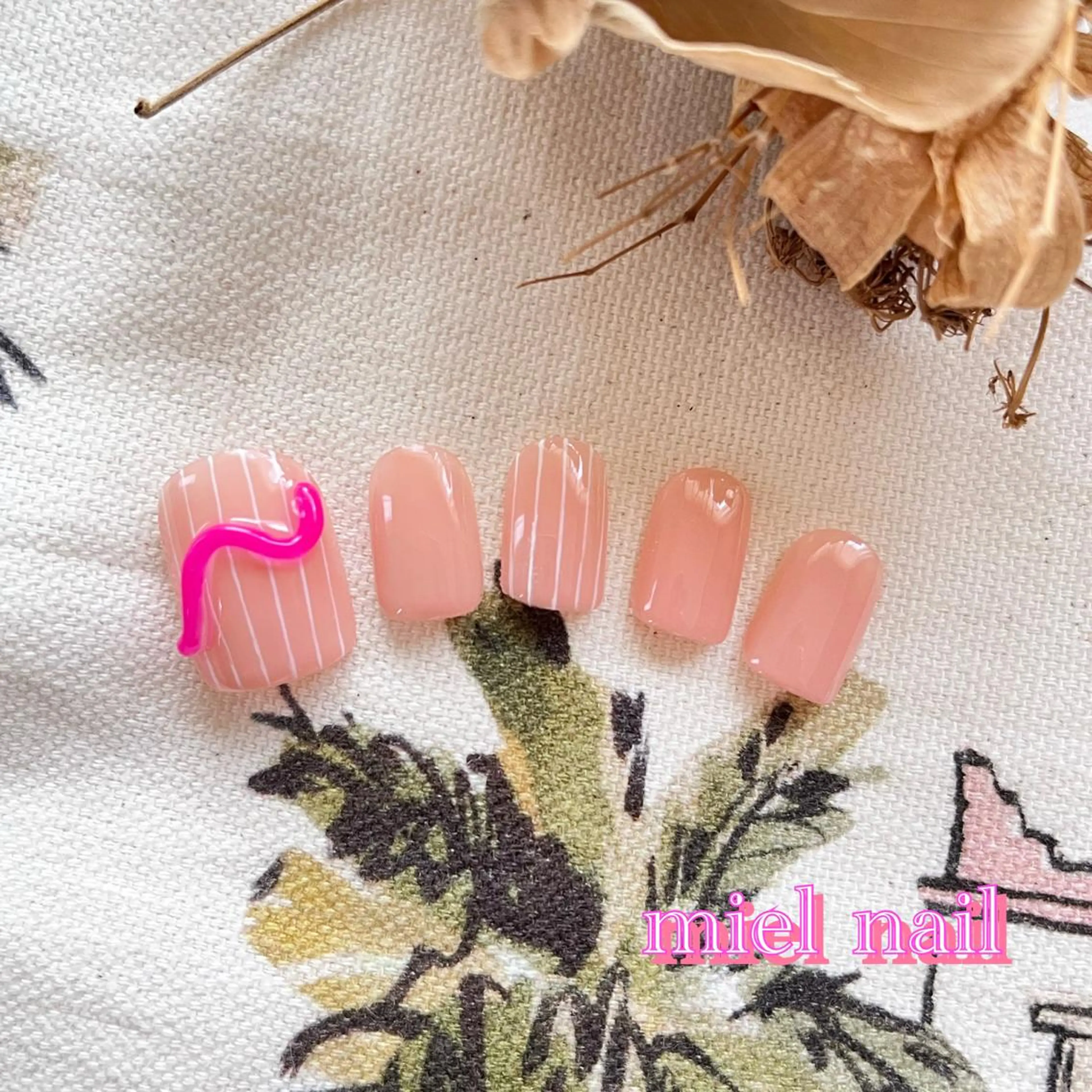 ネイル フットネイル ジェルネイル 夏ネイル フットネイル miel nailのネイルデザイン