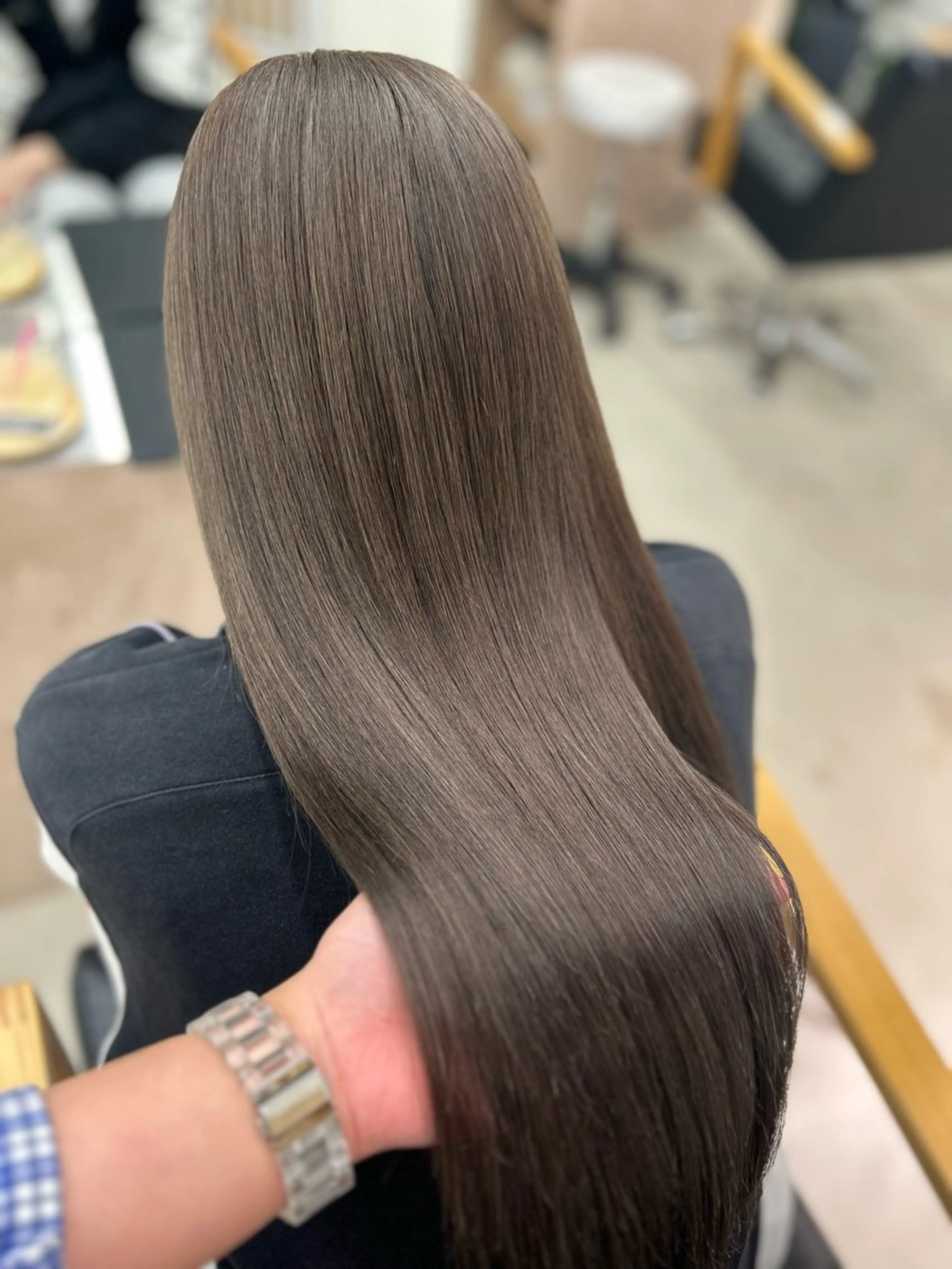 ロング カラー ベージュカラー ブリーチ ダブルカラー グレージュ ブリーチなしカラー noa  🦋 ブリーチ/暖色のヘアスタイル