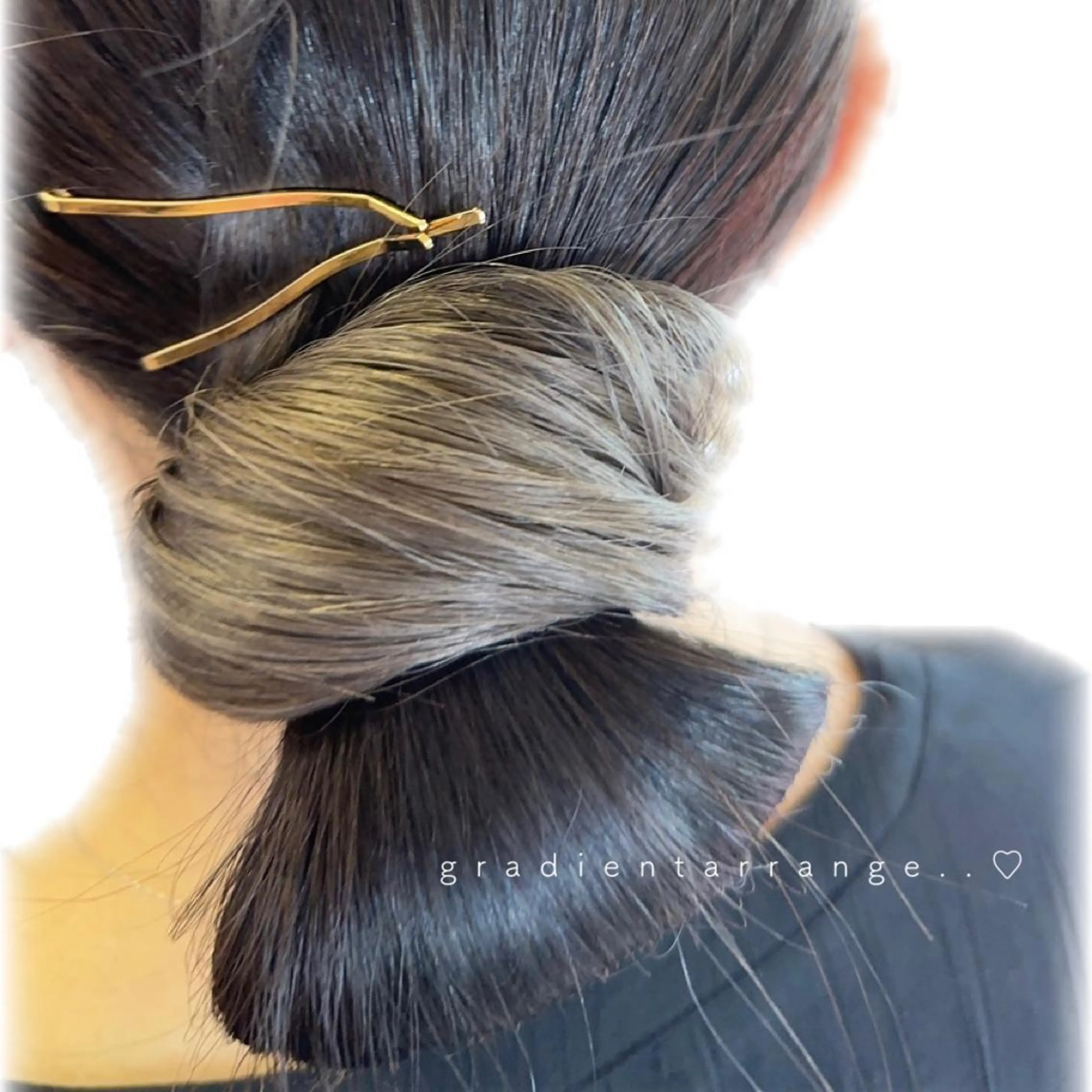 セミロング カラー ヘアアレンジ グラデーションカラー ece.所属・篠原 詩菜のヘアスタイル