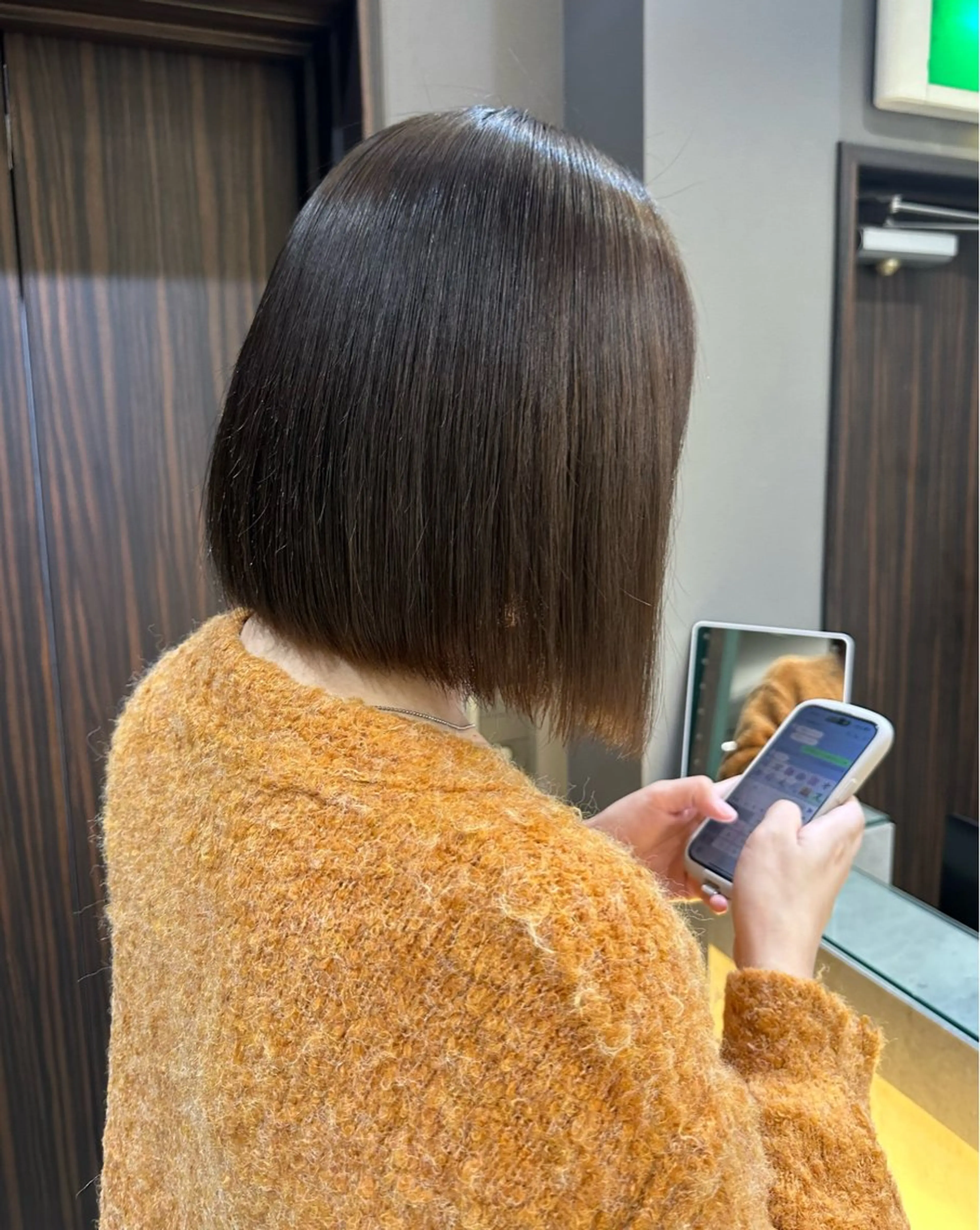 白髪染めリタッチカラー(3cm以内) + 2step treatmentの写真