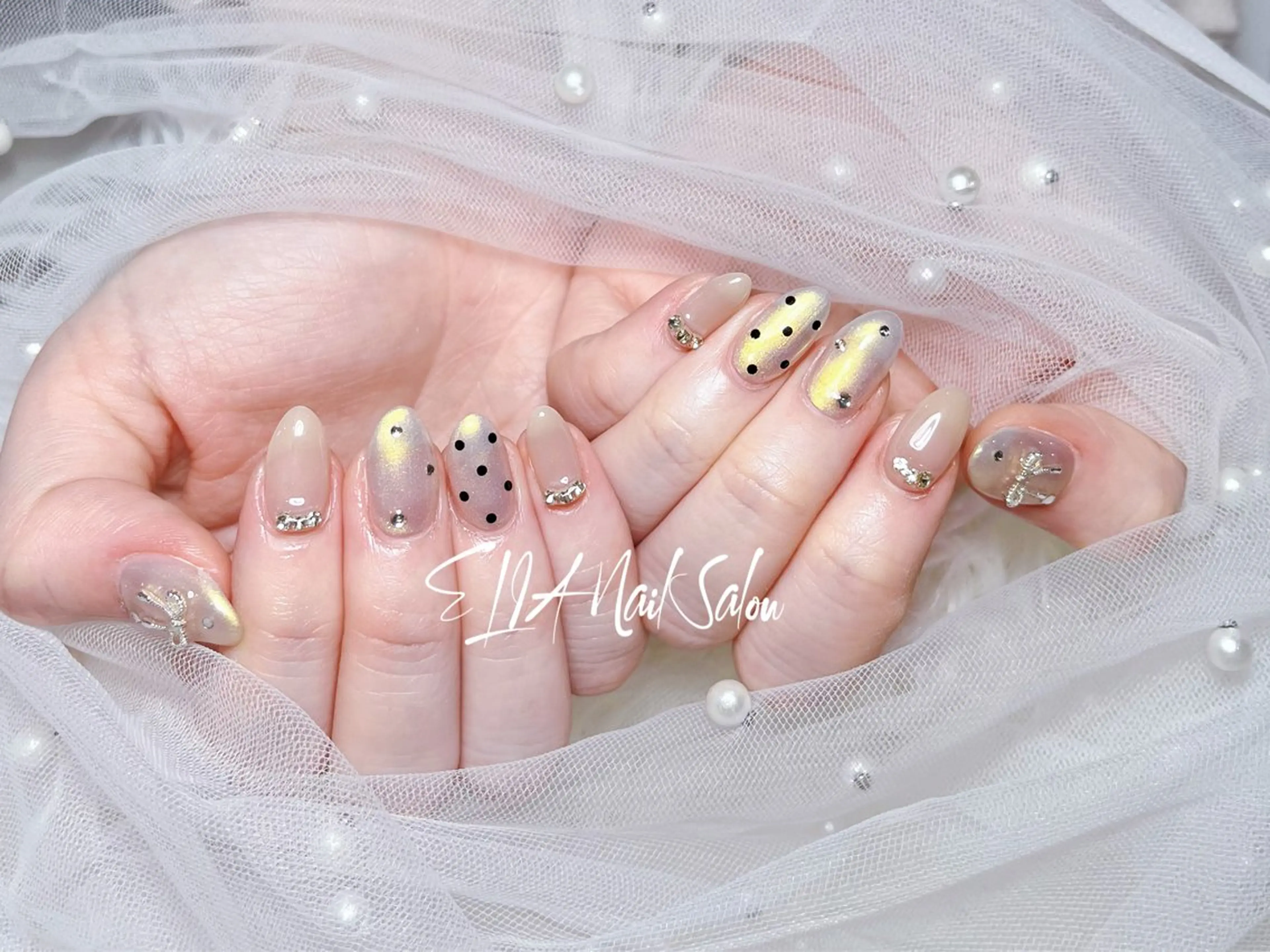 ミディアム ハンドネイル ハンドケア ELIA【エリア】 nailsalonのネイルデザイン