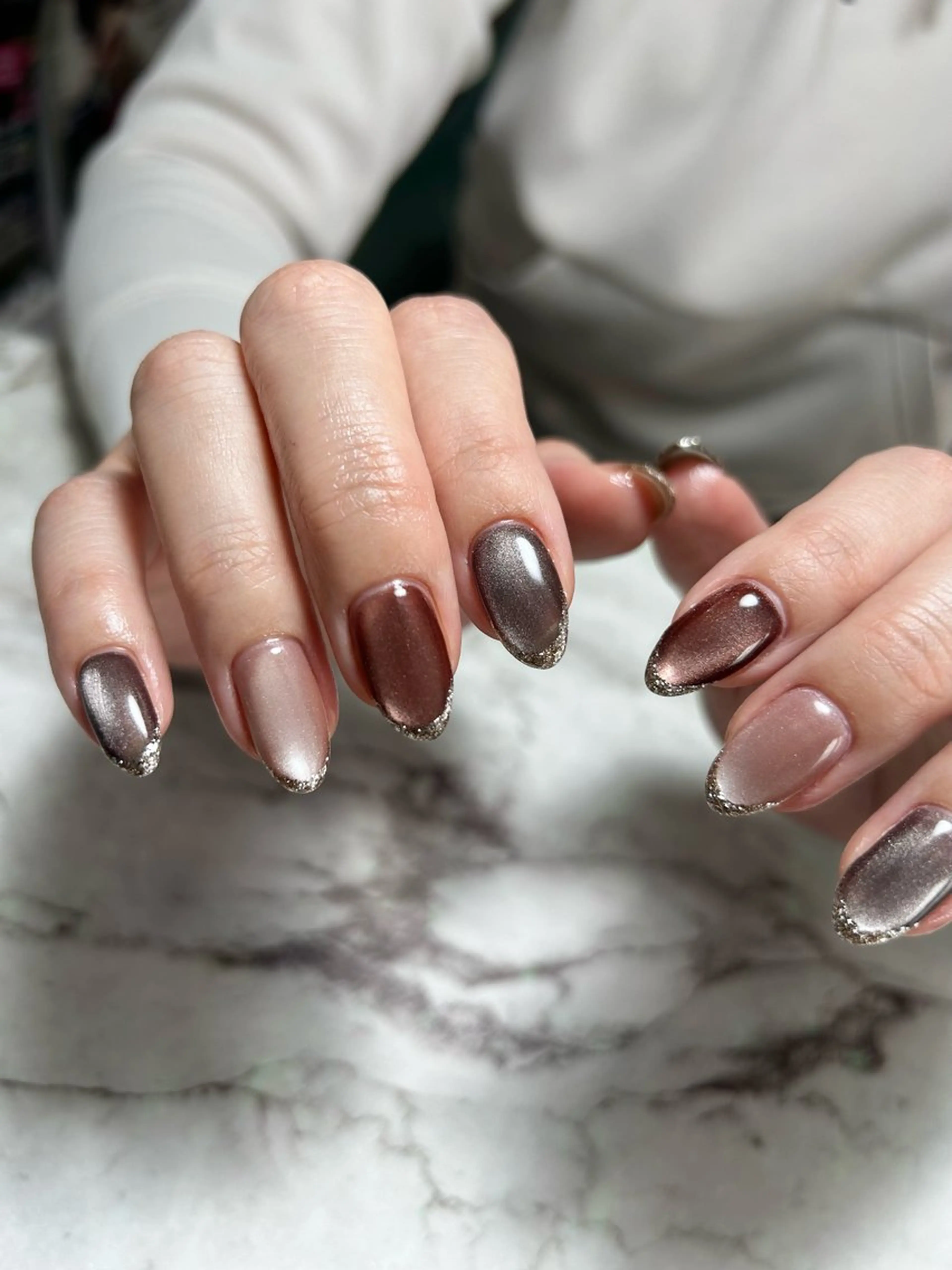 ネイル フレンチネイル マグネットネイル ハンドネイル フットネイル TESORO nailのネイルデザイン