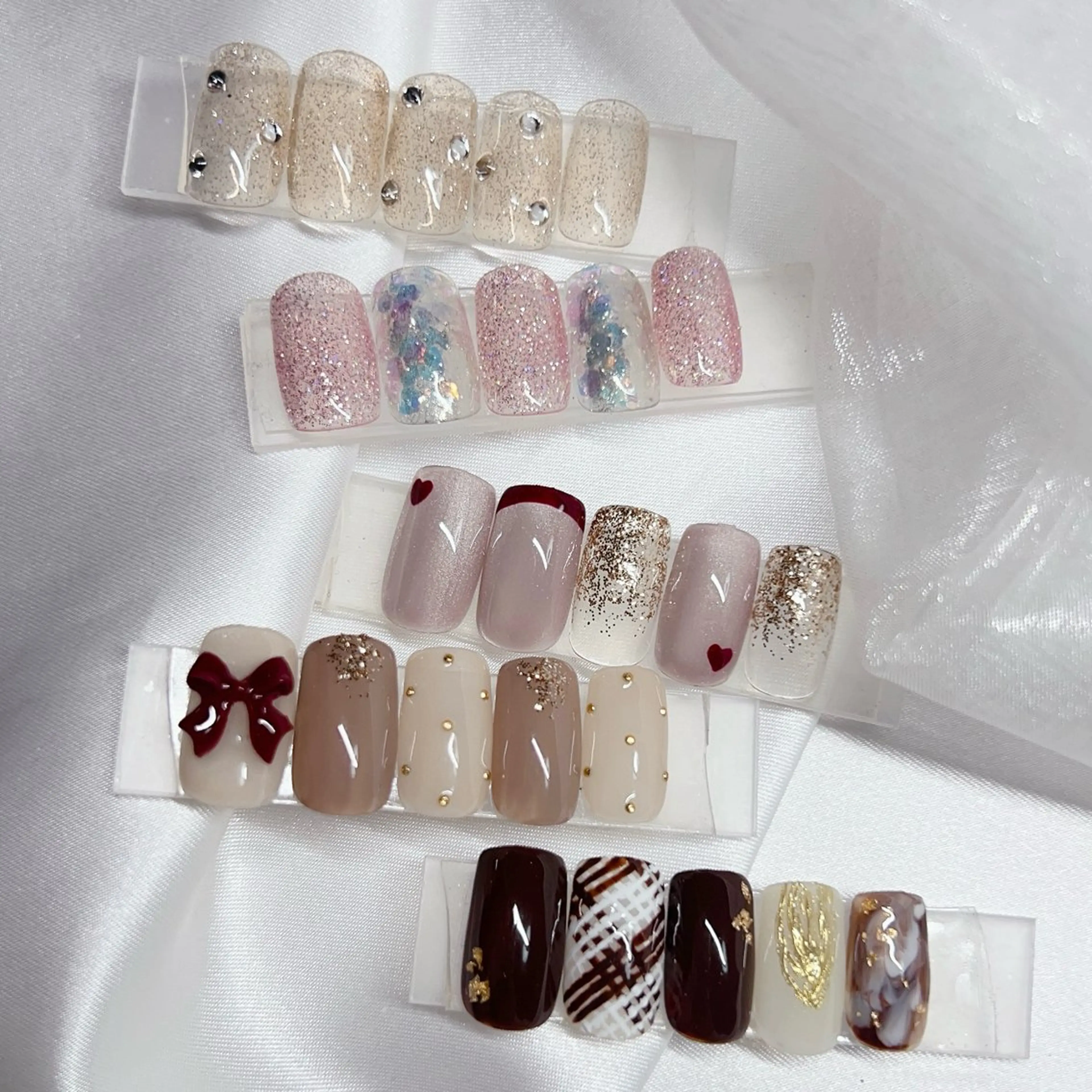 ネイル ジェルネイル 韓国ネイル ラメ(グリッター) マグネットネイル ミラーネイル ハンドネイル -nail salon-Reward所属・nail salon Rewardのネイルデザイン