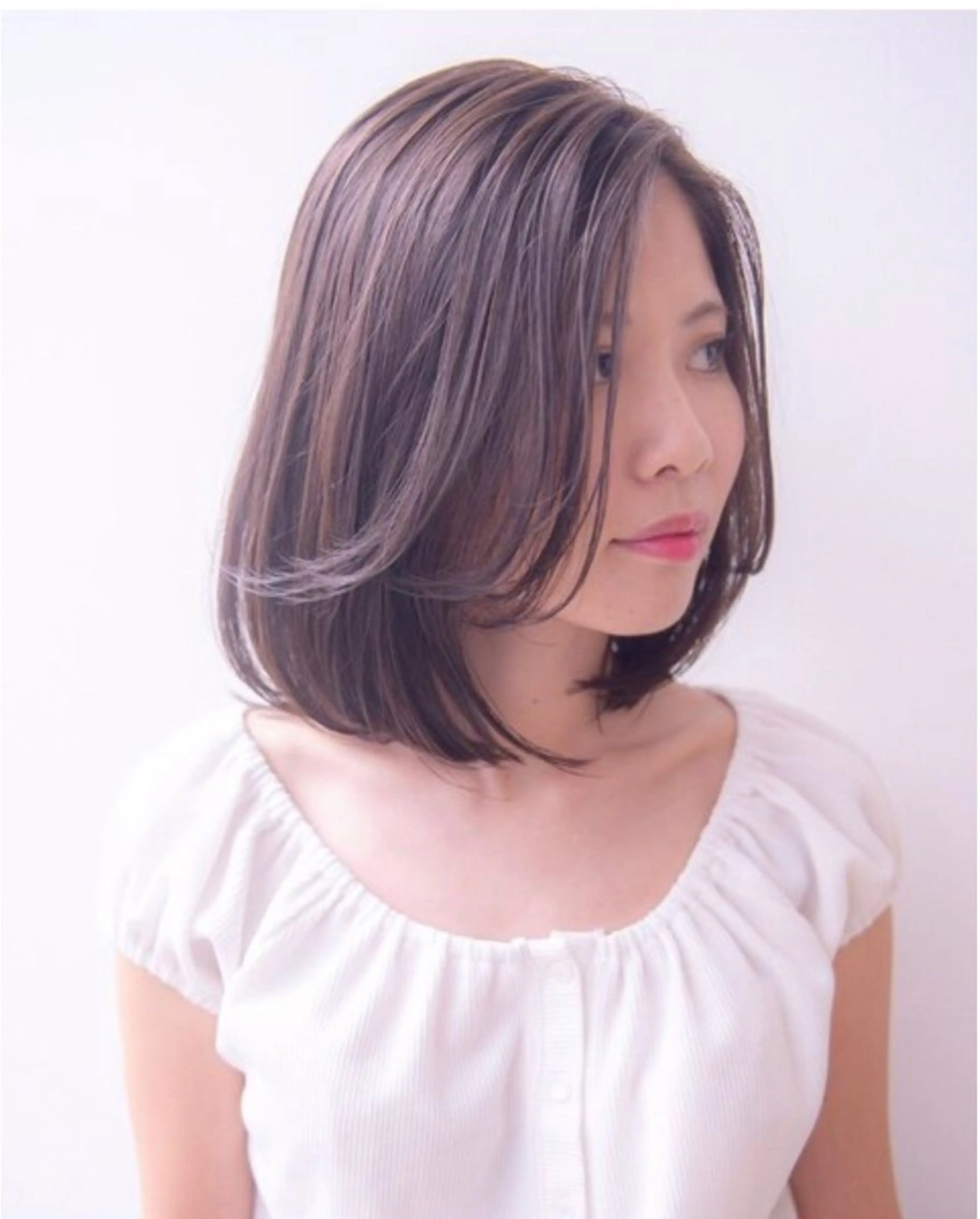 ミディアム カット ヘアカラー mio .mu-se 藤ヶ丘のヘアスタイル