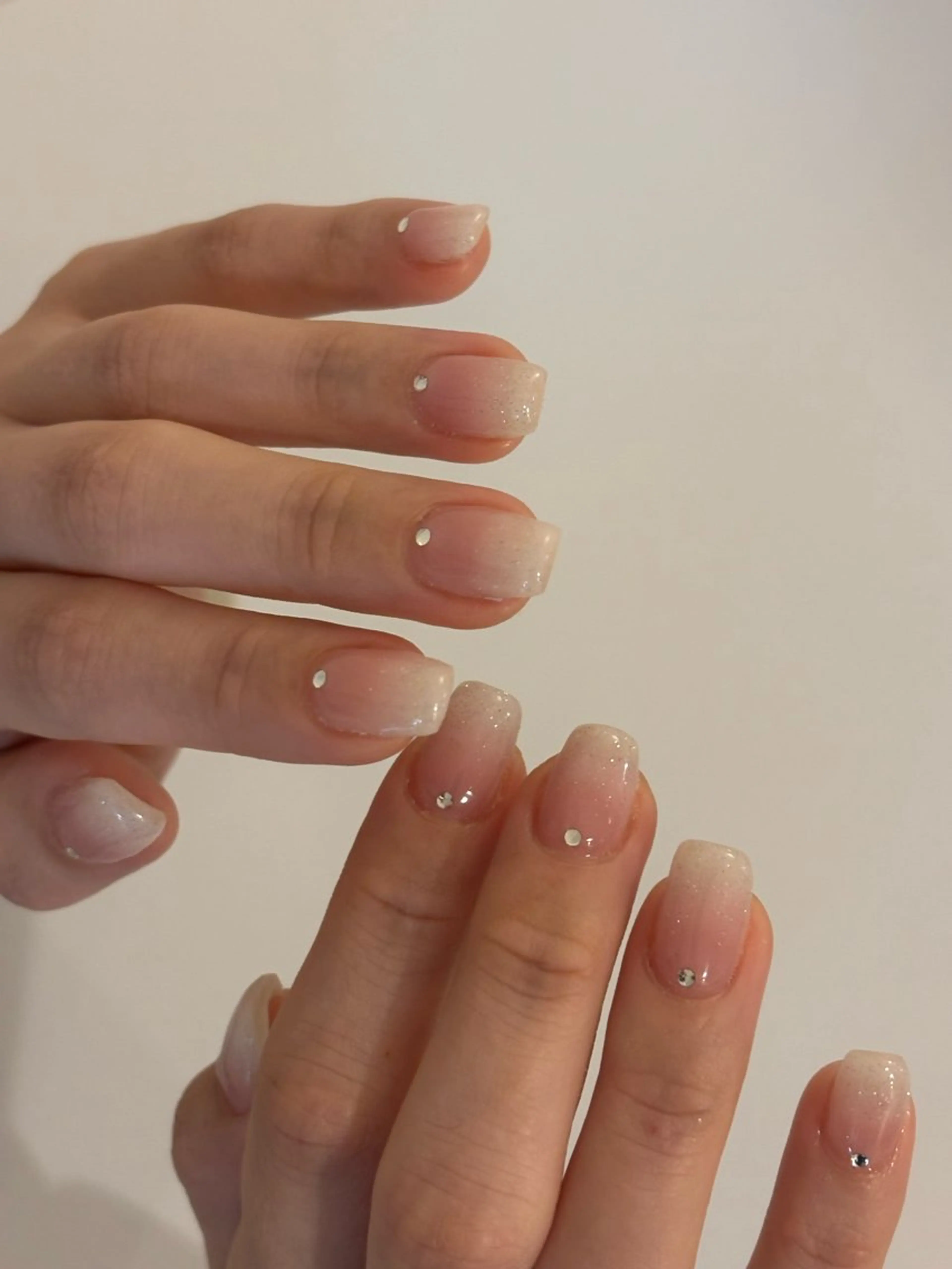 ネイル フラッシュネイル オフィスネイル ハンドネイル Elio所属・Elio 国泰寺のネイルデザイン