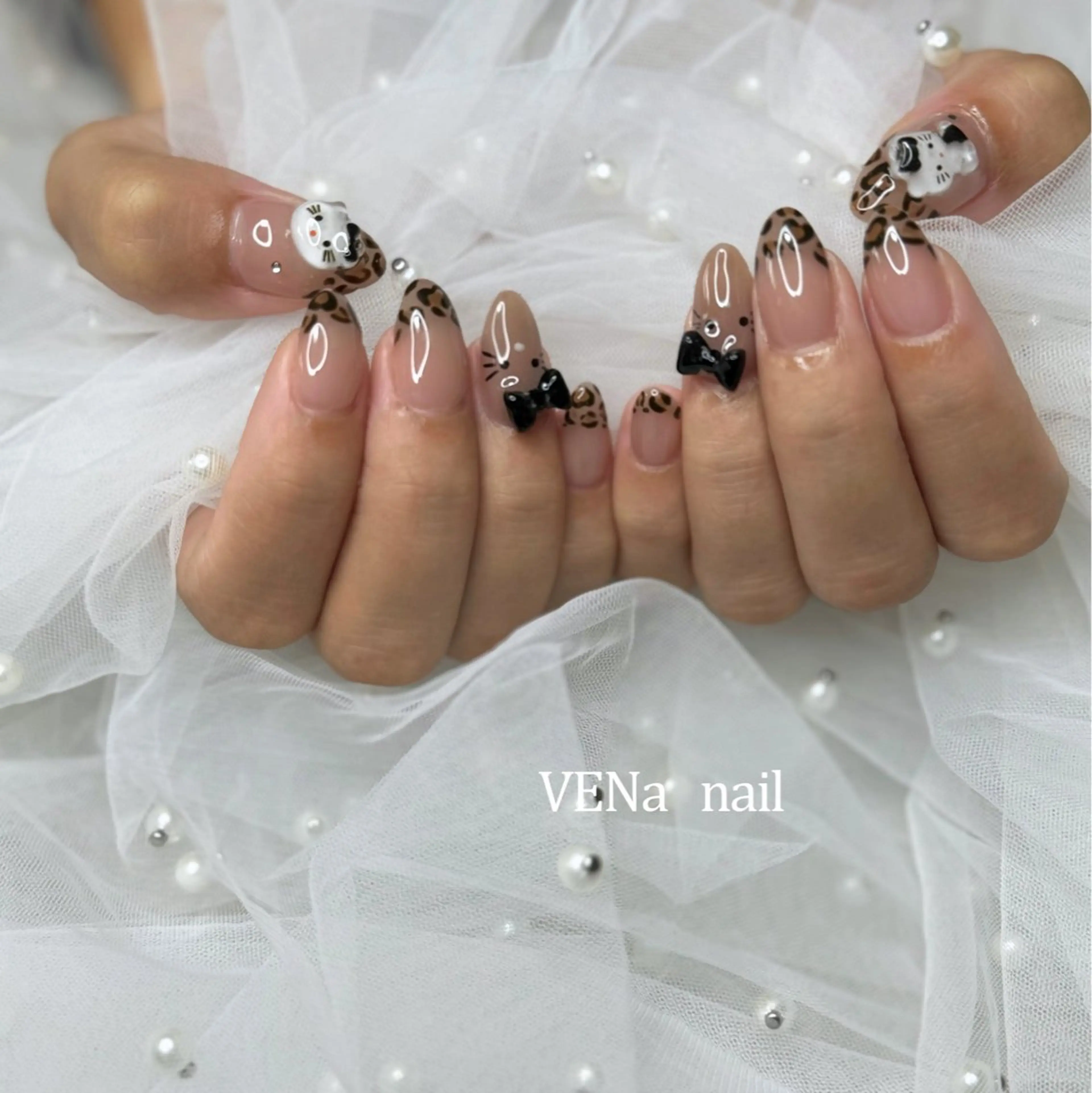 ネイル ボルドー マグネットネイル 持ち込み 冬ネイル VENa eye＆ nail salonのネイルデザイン