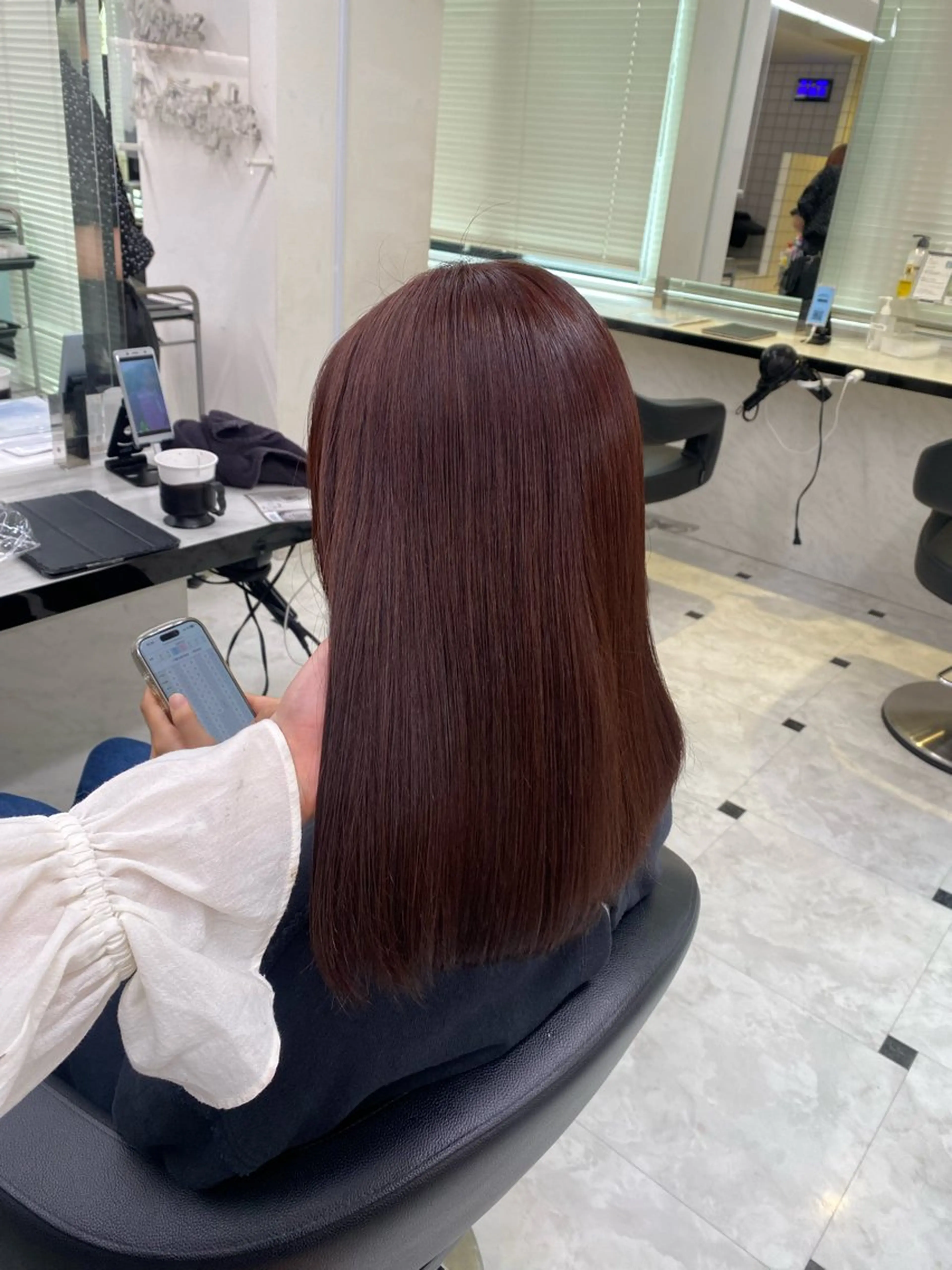 カラー 韓国ガーリー🤍暖 色カラー🤍misaのヘアスタイル
