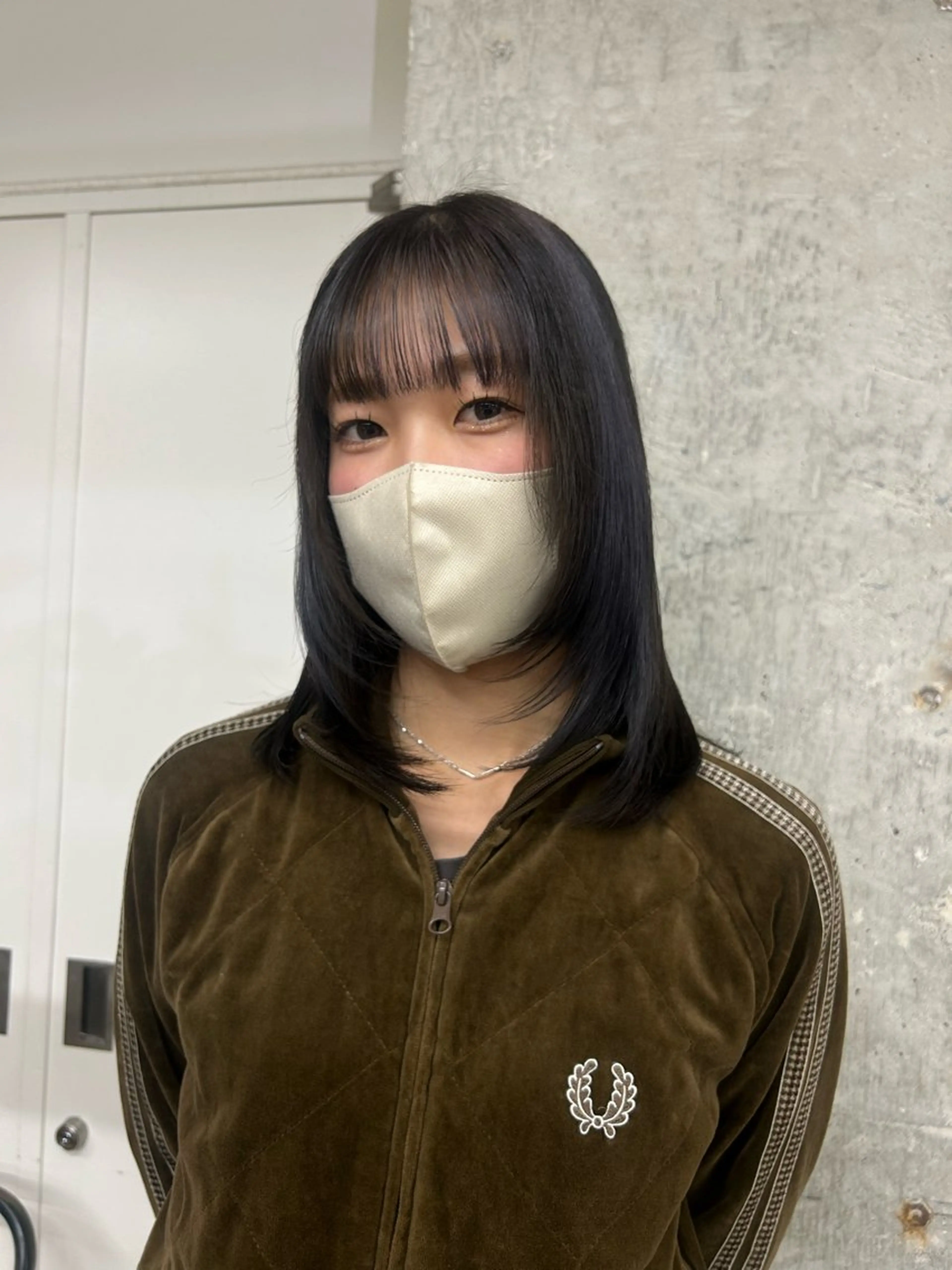 セミロング 伊藤ほのか /パーマ/ショートのヘアスタイル