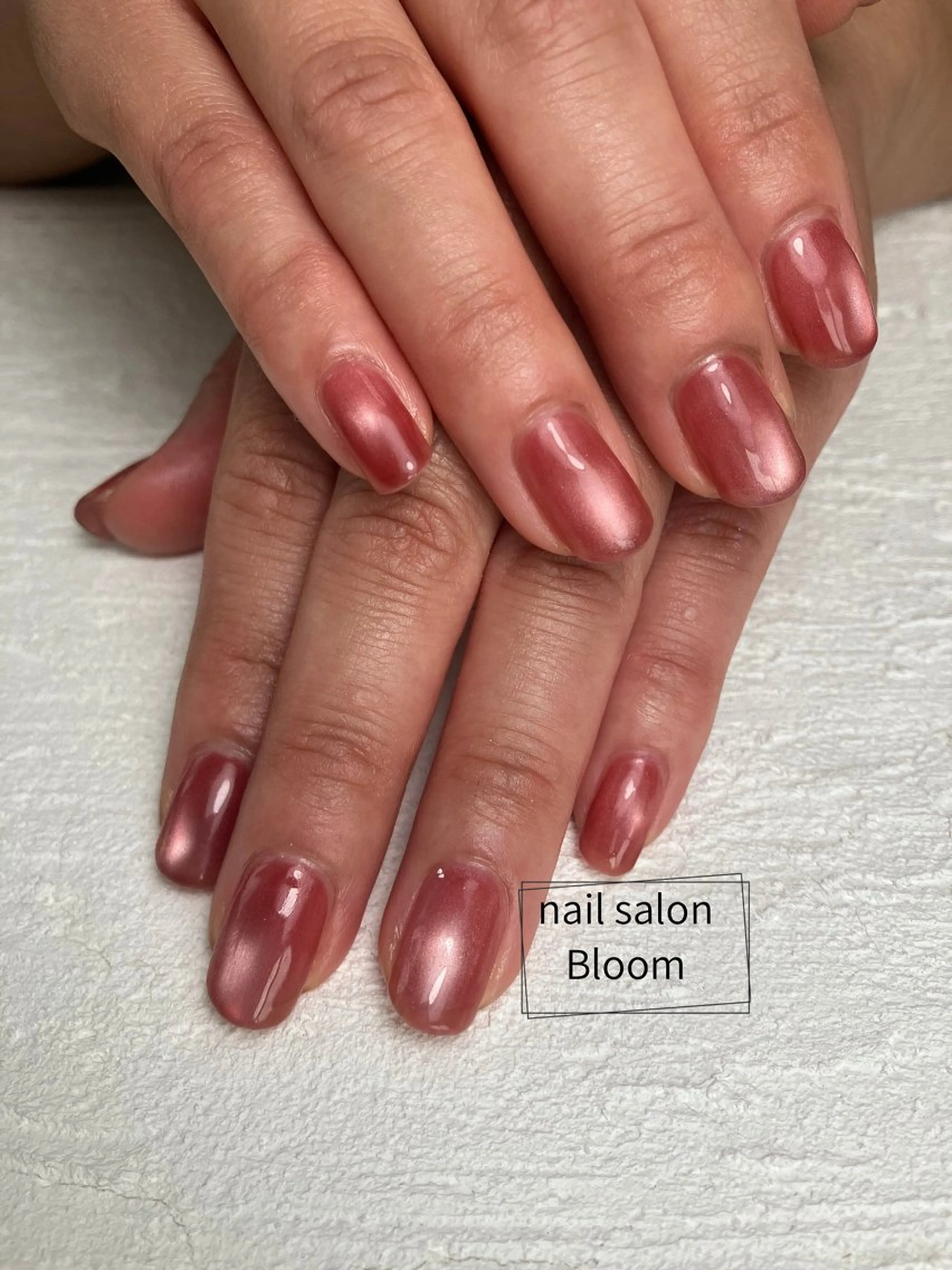 ネイル マグネットネイル マグネットワンカラー ビー玉ネイル ワンカラーネイル ハンドネイル nail salon Bloom所属・自宅サロンBloom 橋本のネイルデザイン