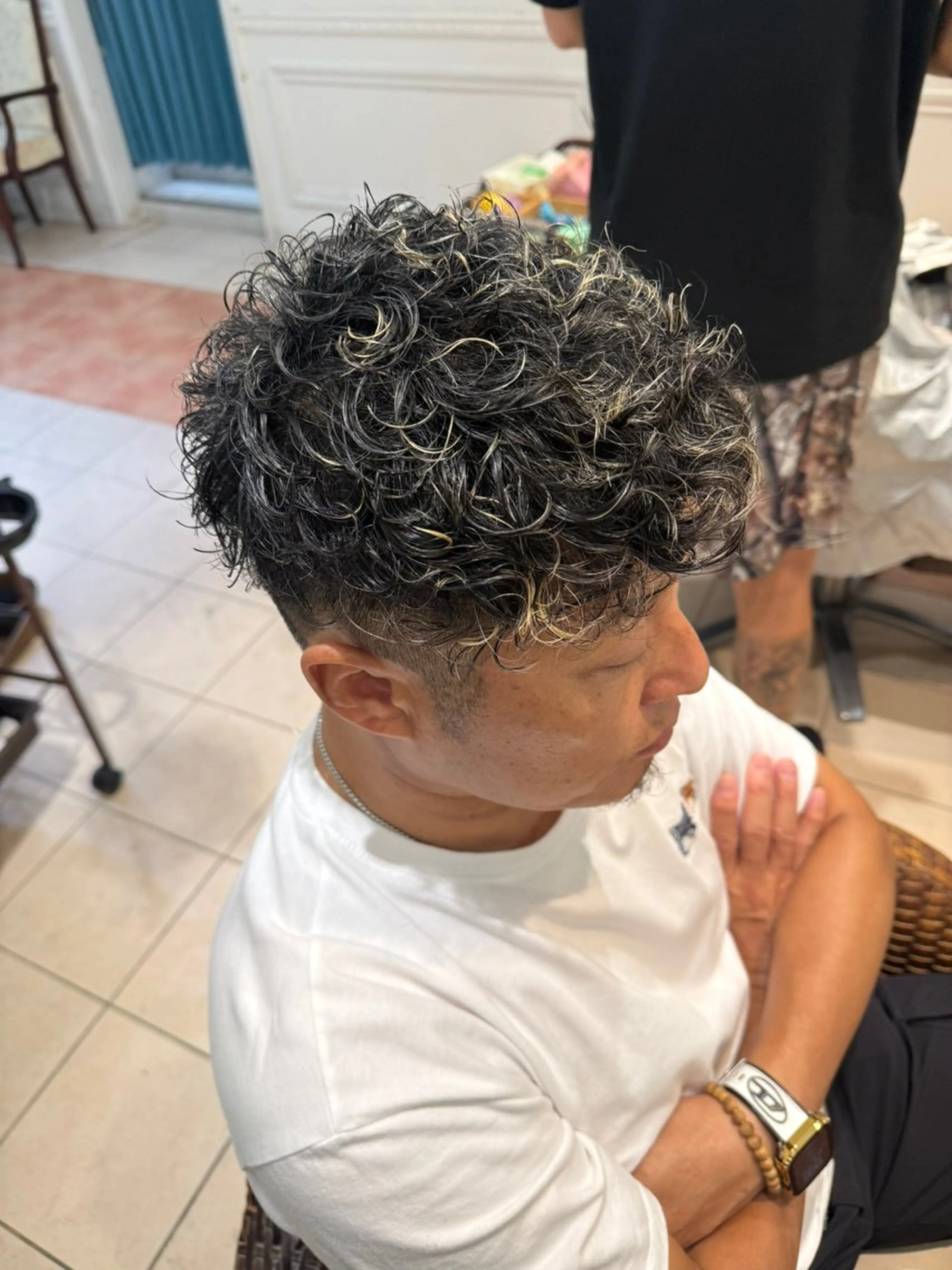 メンズカット+メッシュカラー+パーマの写真