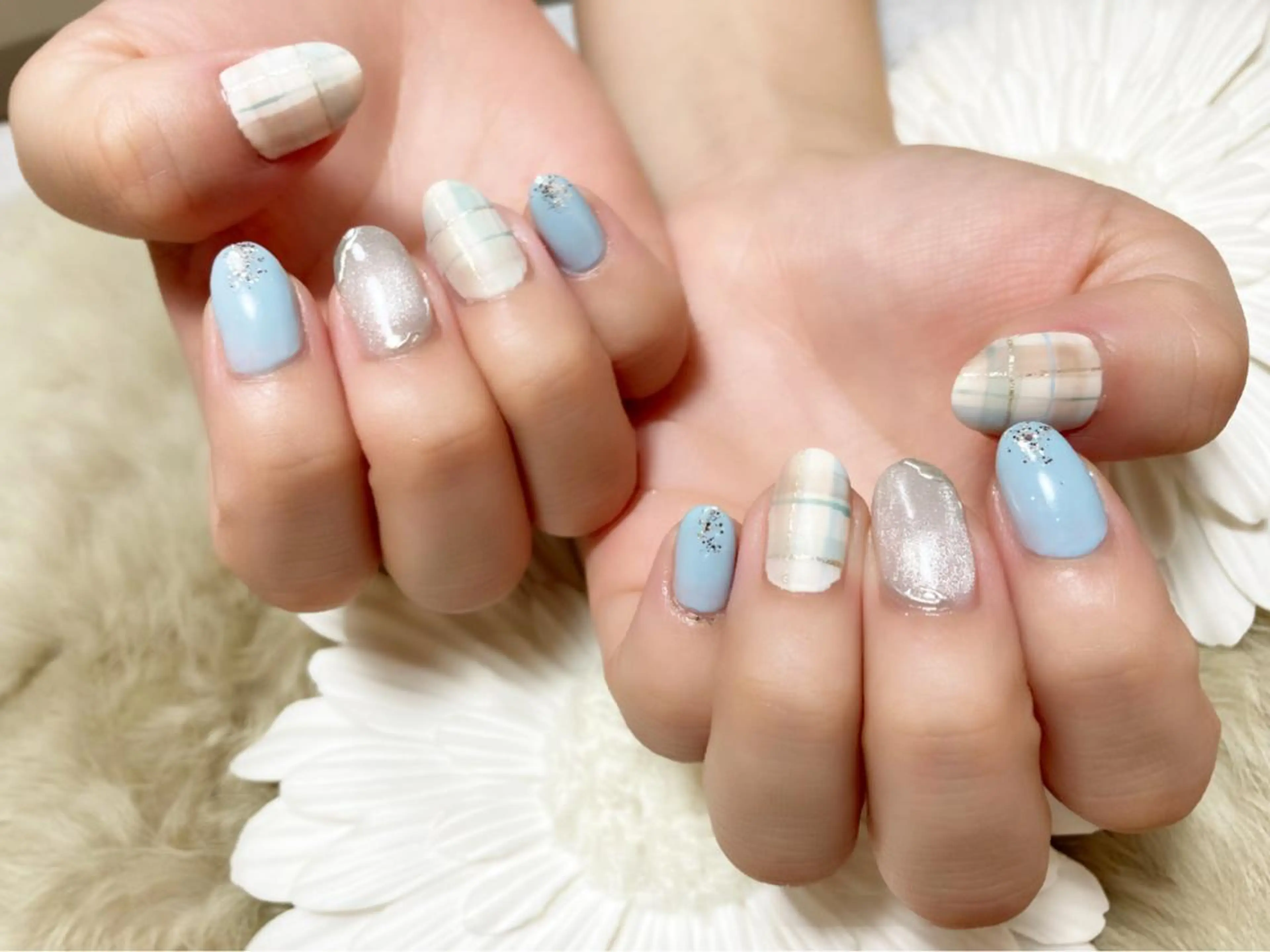 ネイル Yakko pas á pasのネイルデザイン