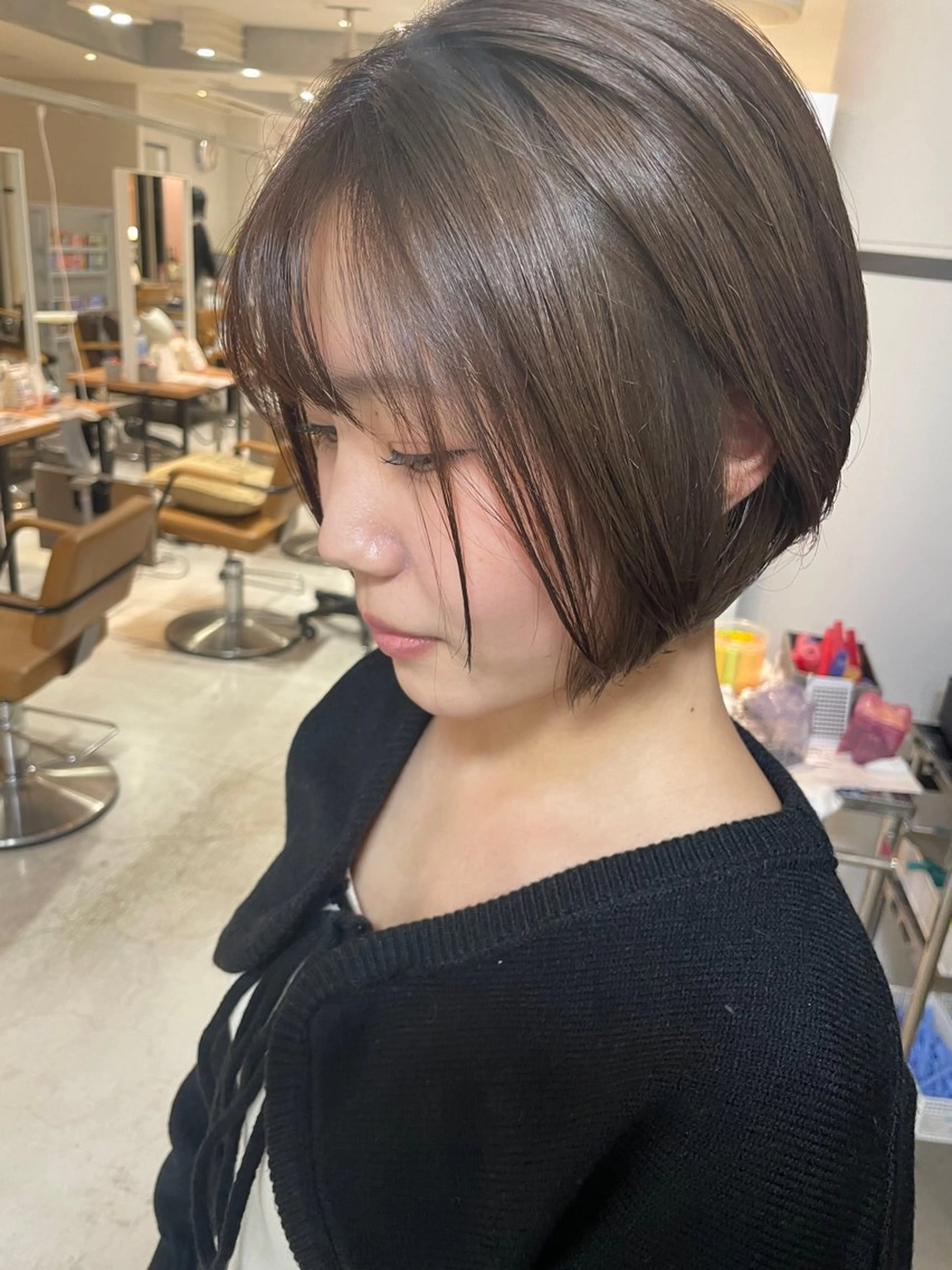 カット ヘアカラー トリートメント レイヤー／ショート HIDETOSHIのヘアスタイル