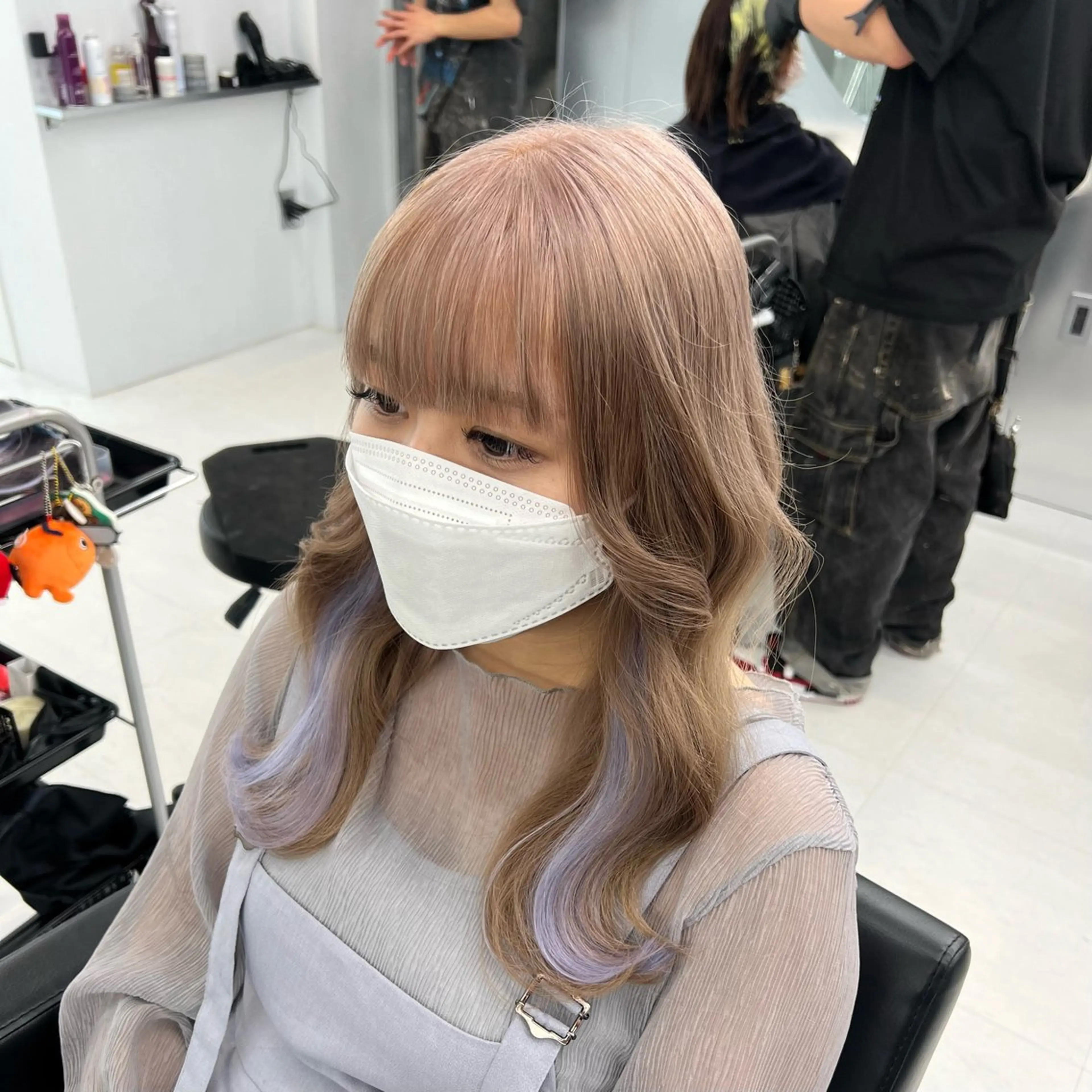 セミロング カラー ヘアアレンジ カット ヘアカラー トリートメント エクステ ヘアセット 👑高評価多数エク ステ×ハイトーン唯澄のヘアスタイル