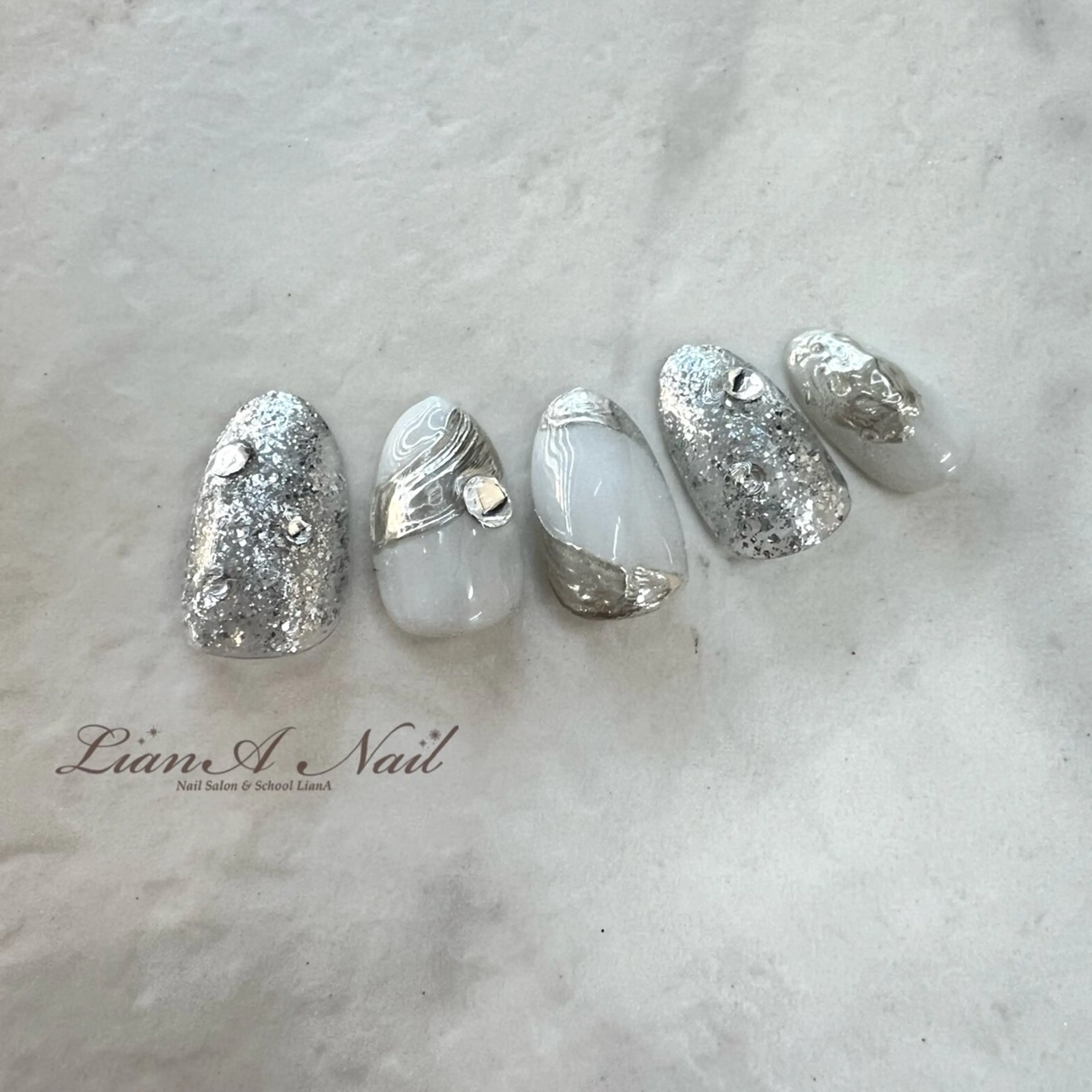 ネイル LianA Nail 国光莉奈のネイルデザイン