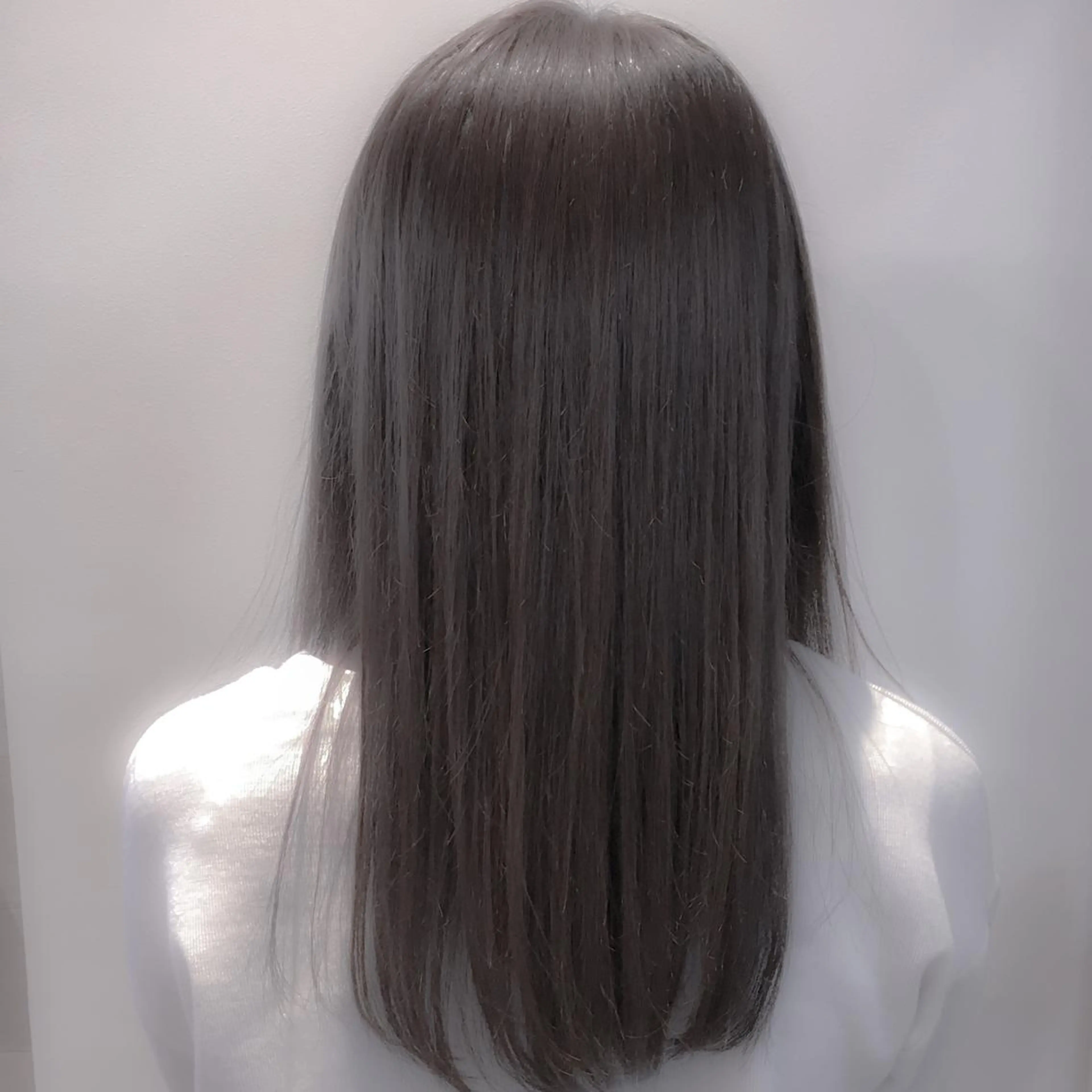 ロング カラー ブルーカラー ブルージュ トミタ アツシのヘアスタイル