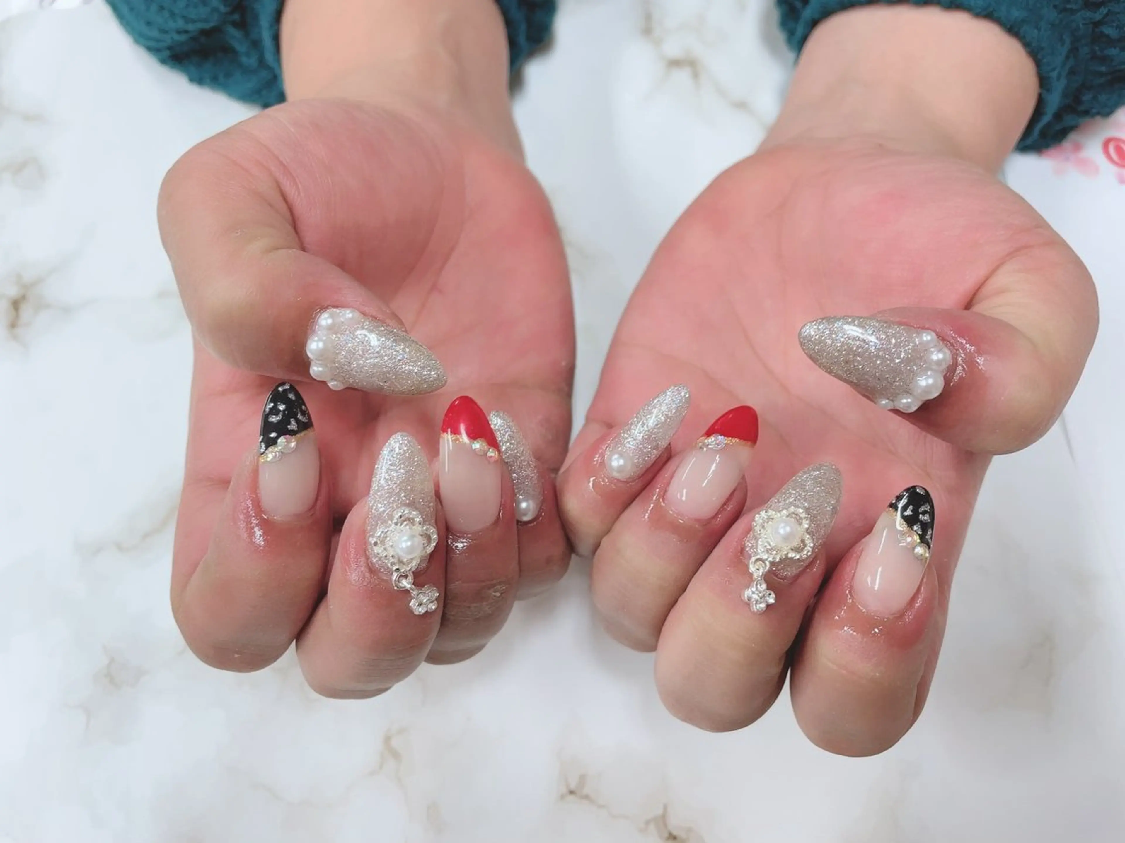 ネイル ハンドネイル Tomita chikaのネイルデザイン