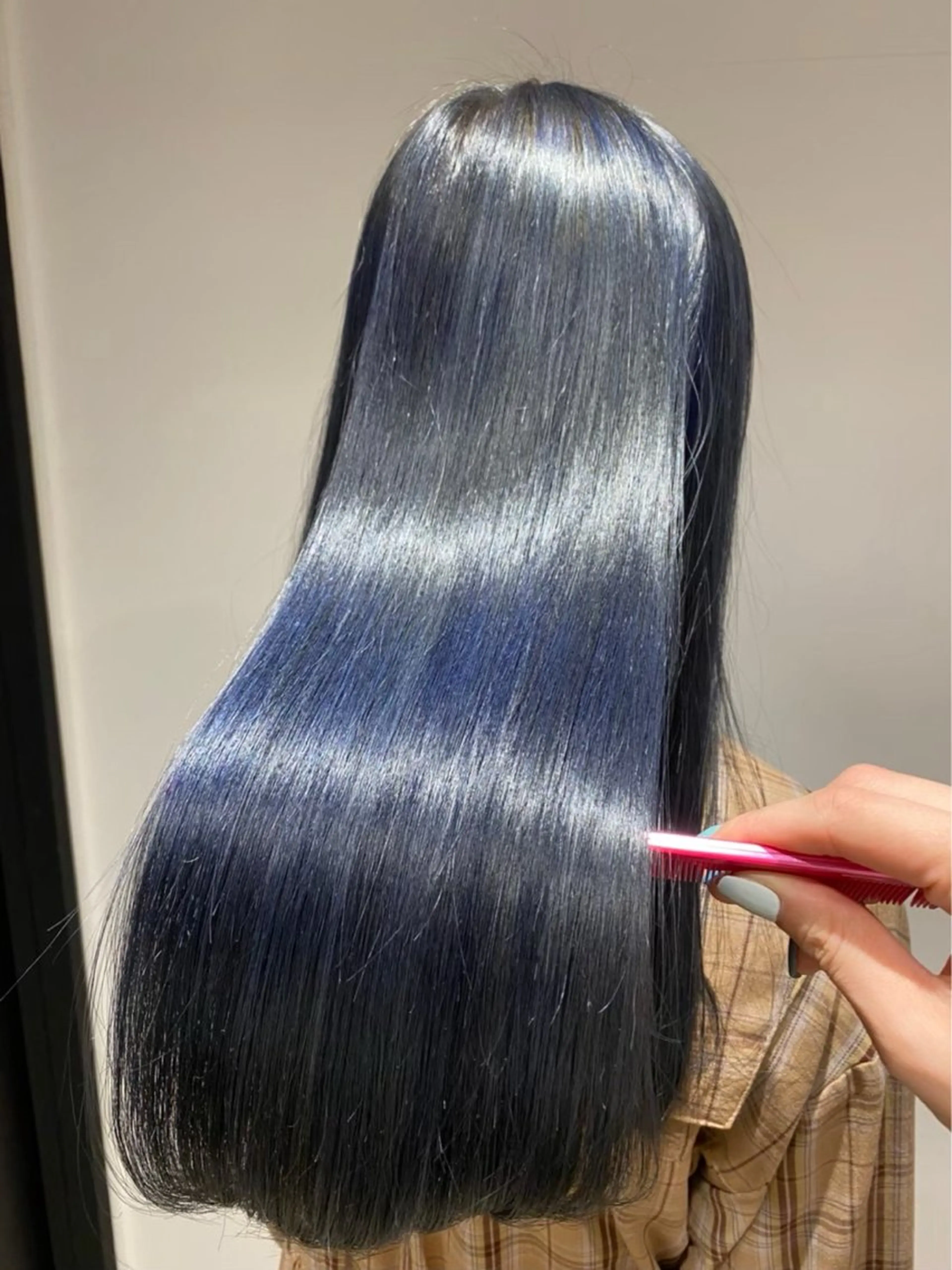 ロング 羽柴幸生✨透明感 カラー✨のヘアスタイル