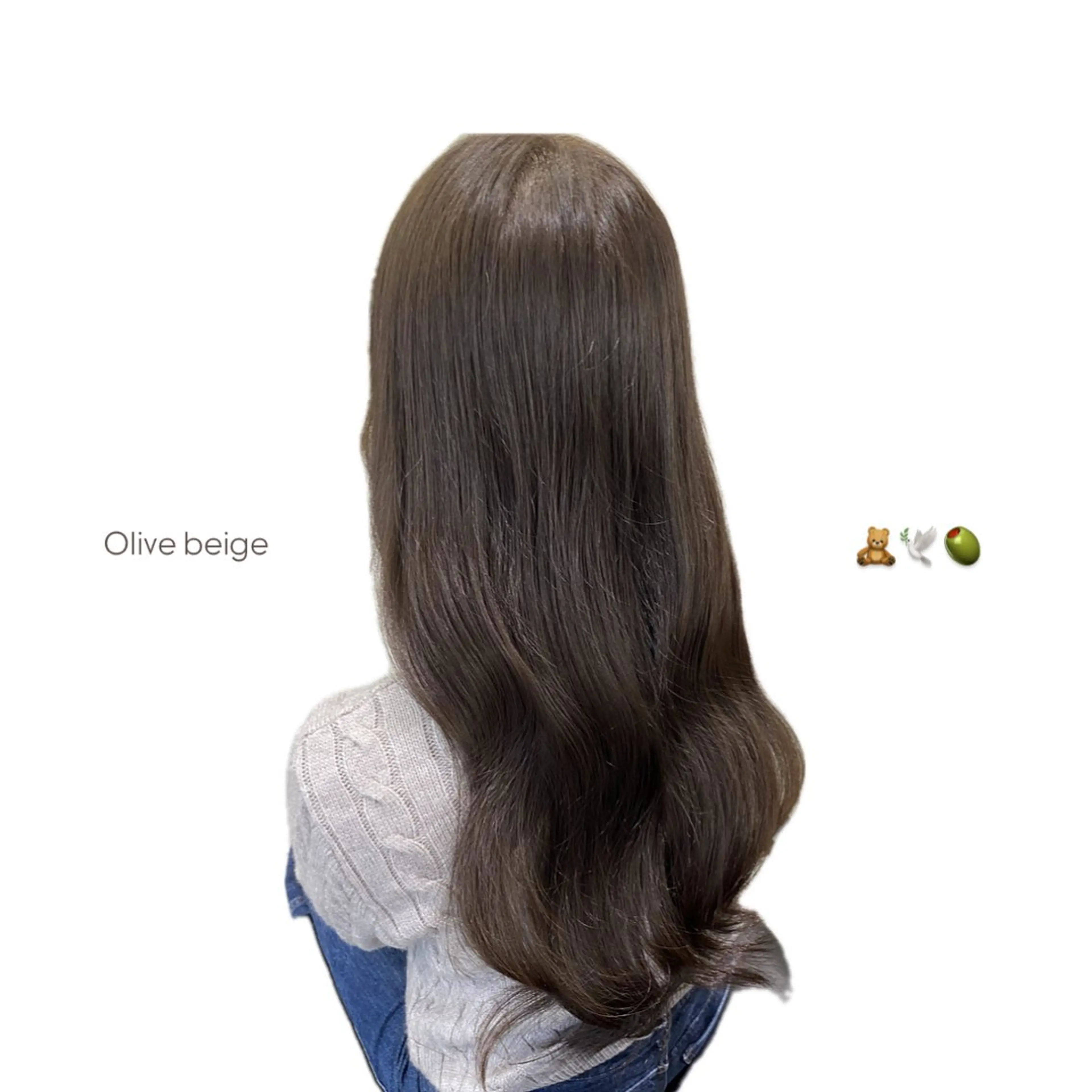 ロング カラー ヘアカラー SALOWIN MITO所属・nana /ベージュ / 透明感カラーのヘアスタイル