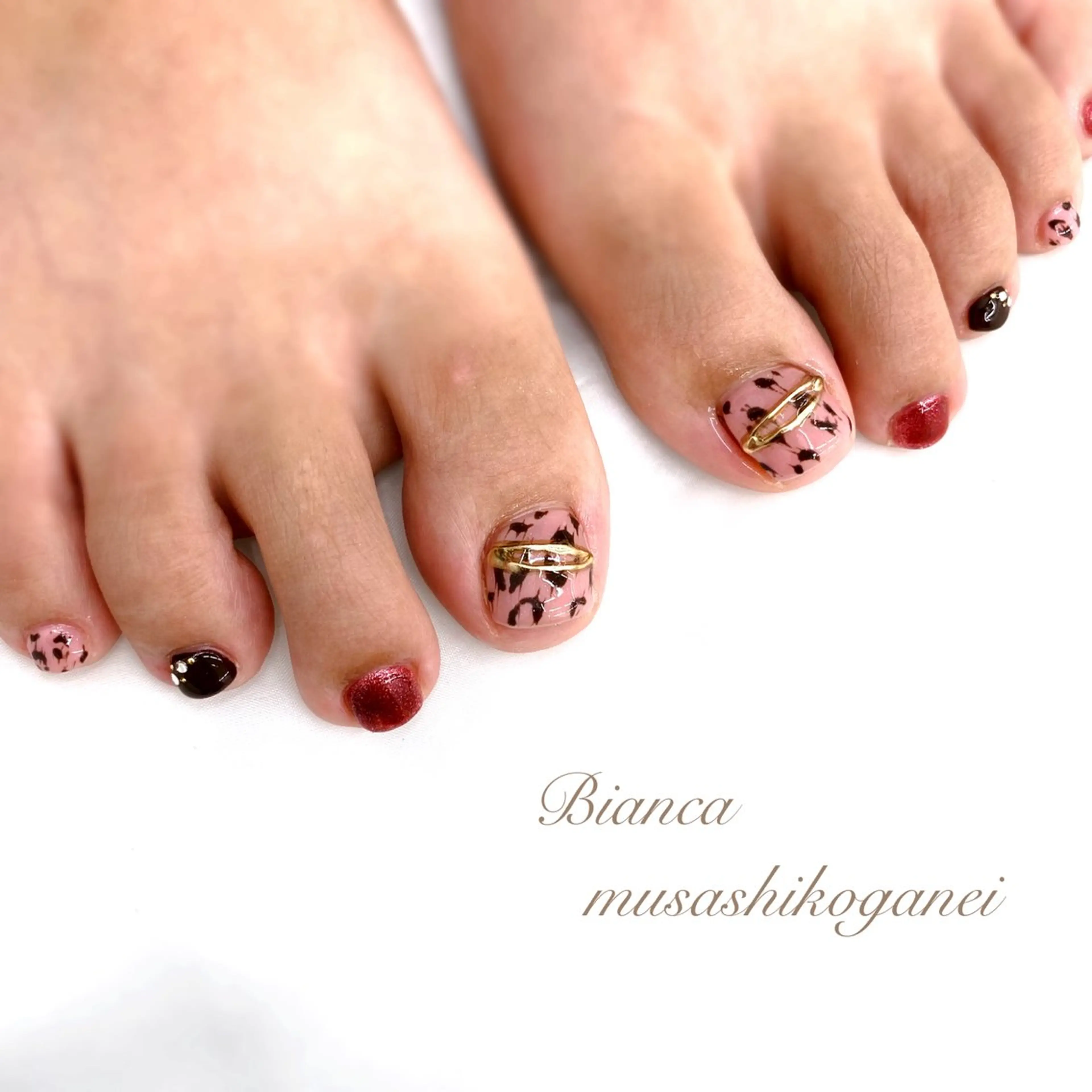 ネイル アニマル柄 フットネイル Bianca 武蔵小金井 しぎはらのネイルデザイン