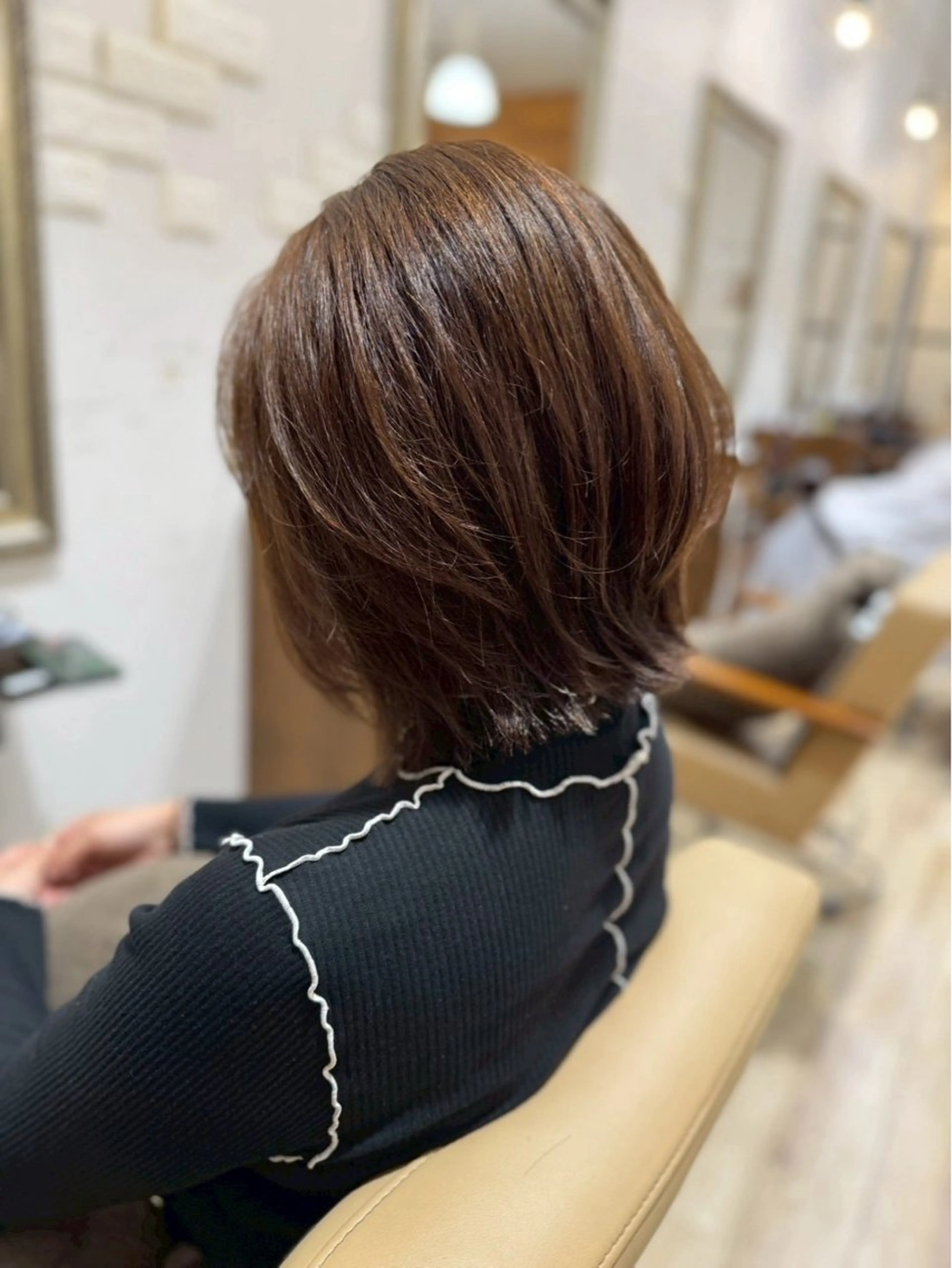 ミディアム ヘアカラー 三輪 あおいのヘアスタイル