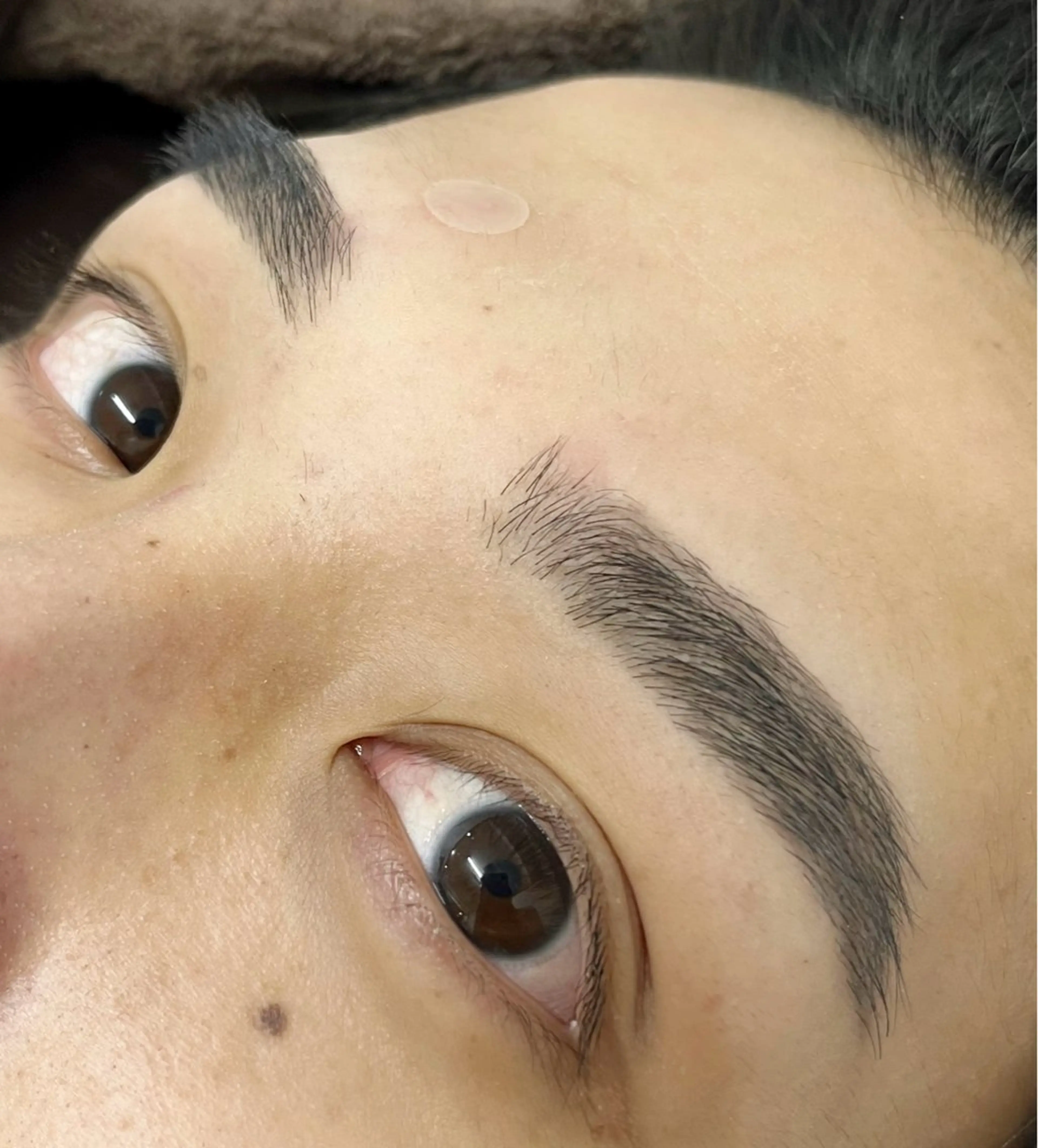 アイブロウ enu大阪梅田店【エヌ】所属・大西 里奈の眉毛・アイブロウイメージ