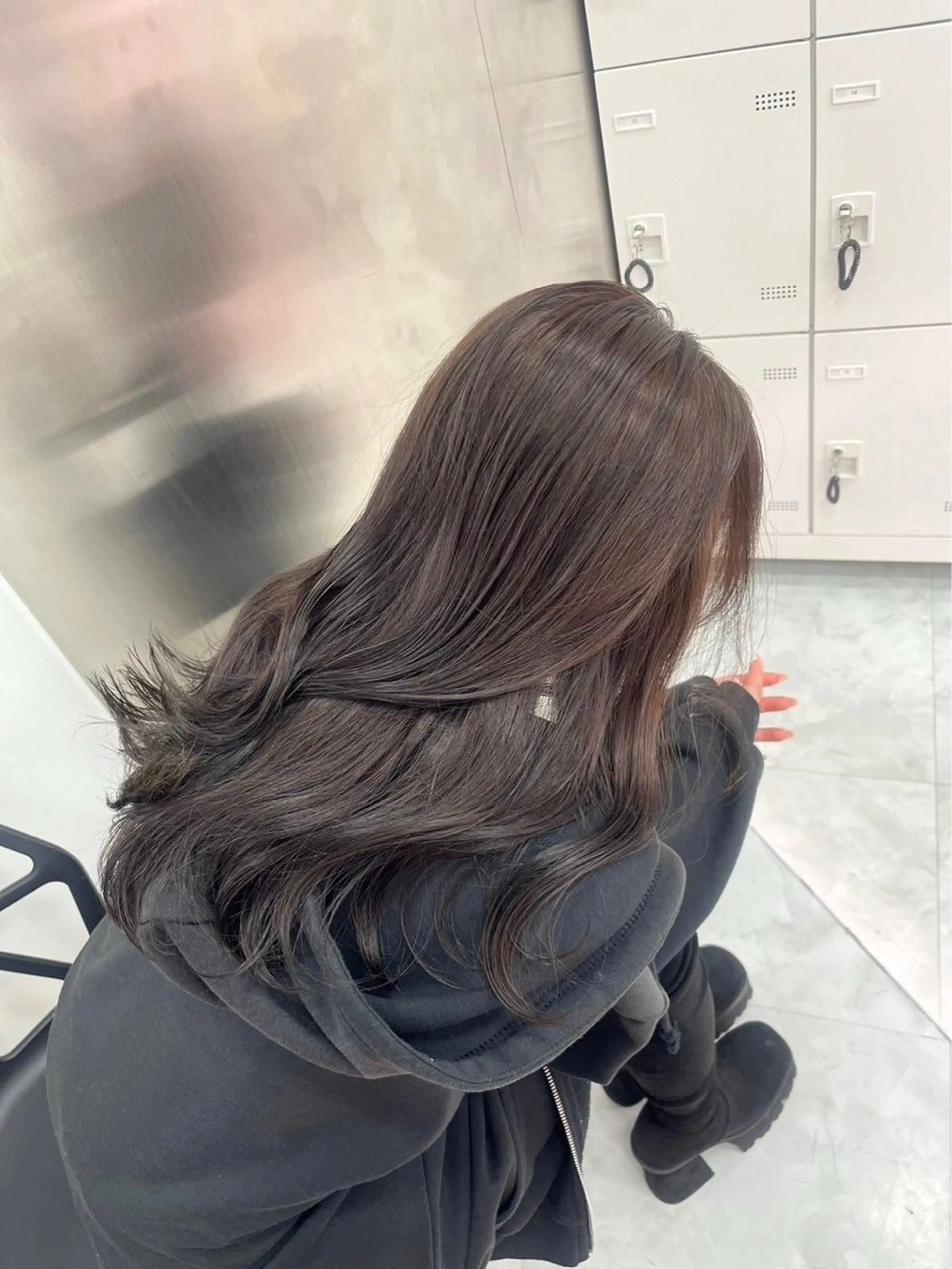 🍑ミニモだけの限定メニュー♡🍑カット＋赤みを程よく抑えるベージュカラー🌰＋２stepトリートメント✨の写真