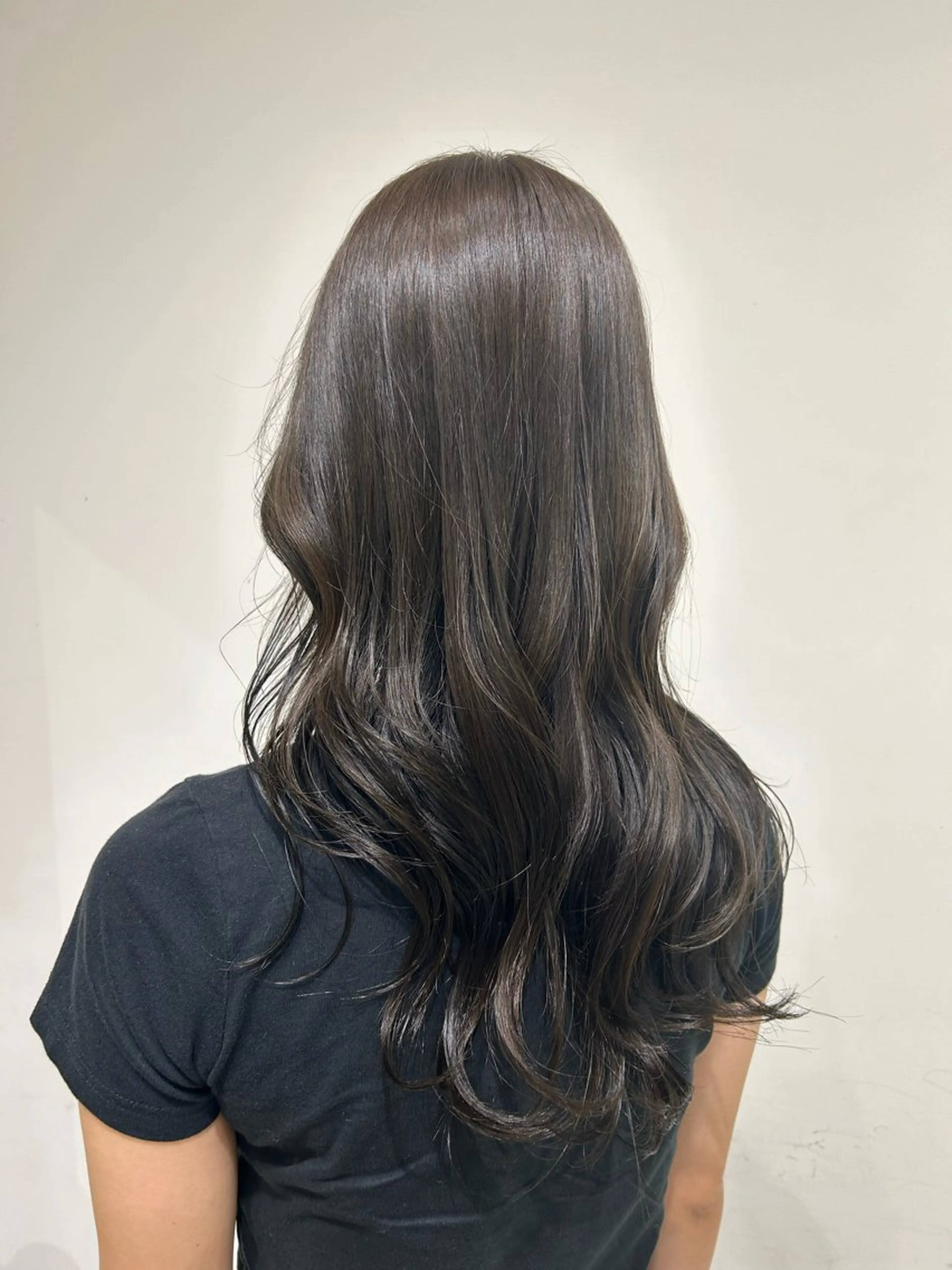 カラー アッシュ アッシュグレー アッシュグレージュ グレージュ ヘアカラー AiWill所属・🫧透明感カラー/ 青山瑞季🫧のヘアスタイル