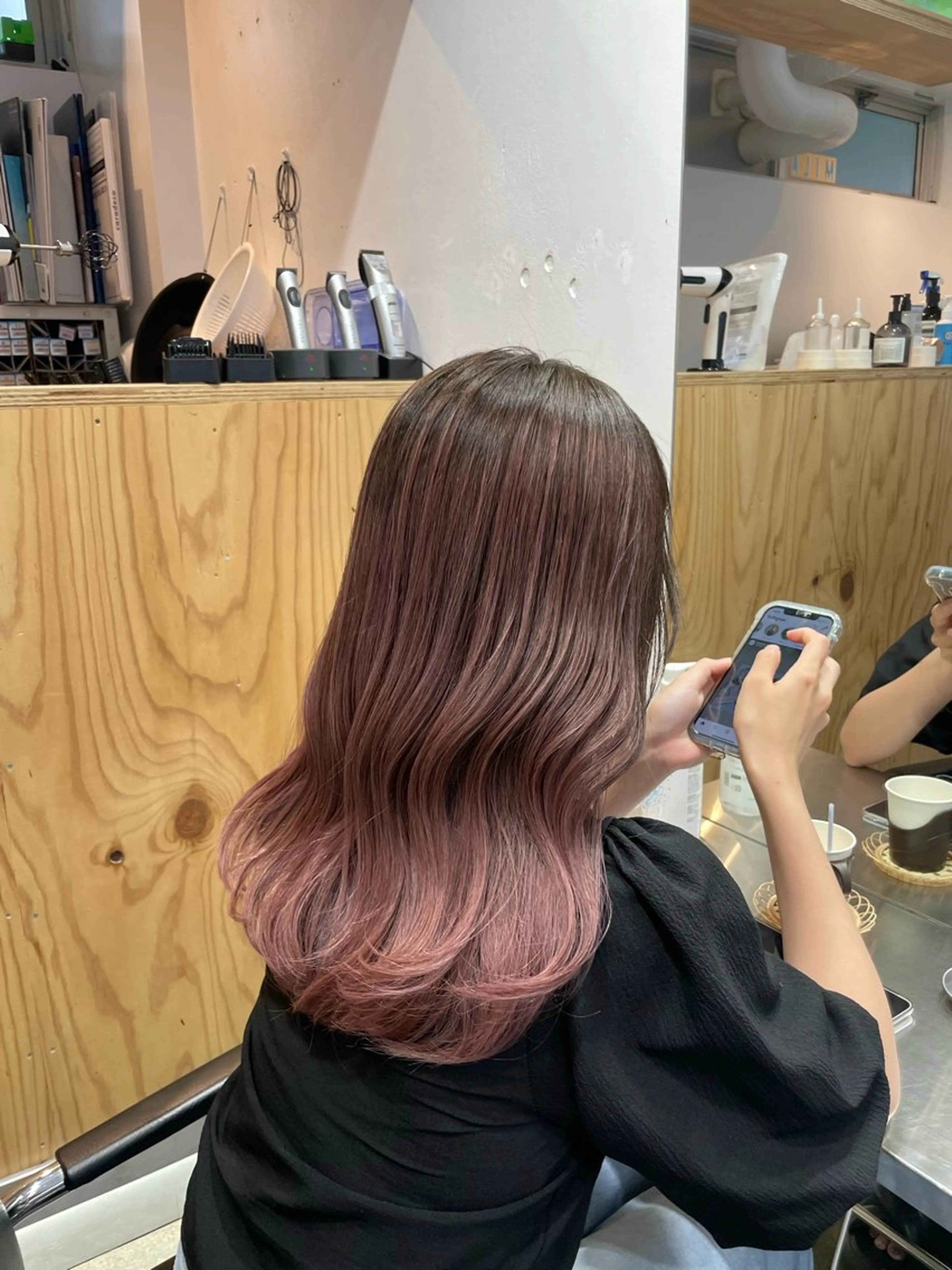 セミロング カラー バレイヤージュ ベージュカラー ブリーチ デザインカラー グラデーションカラー ヘアカラー 🪞♡韓国風スタイル MISATO🪞♡のヘアスタイル