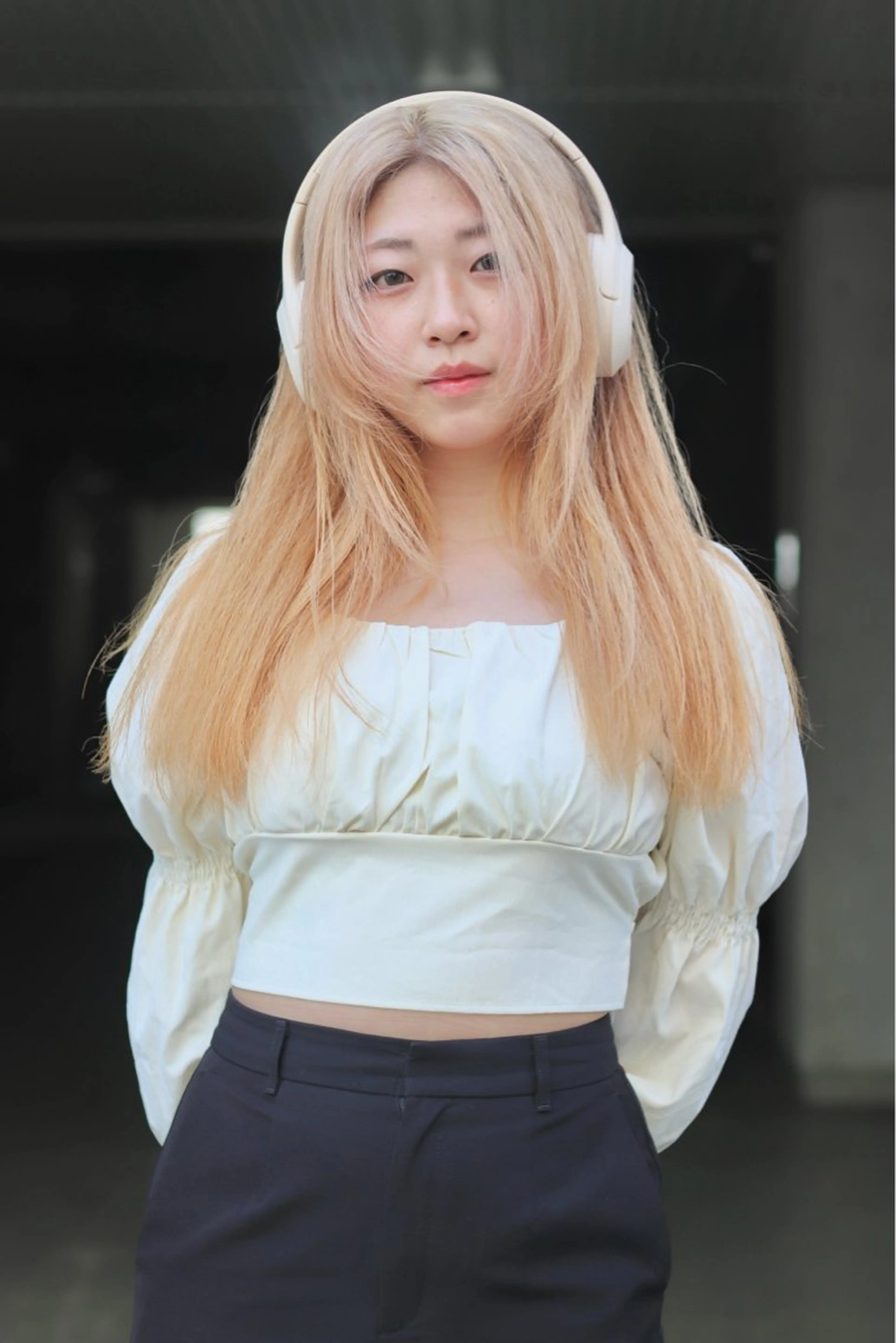 ロング カラー ベージュカラー ブロンド ブロンドベージュ Joh/メンズカット /レイヤー/ブリーチのヘアスタイル