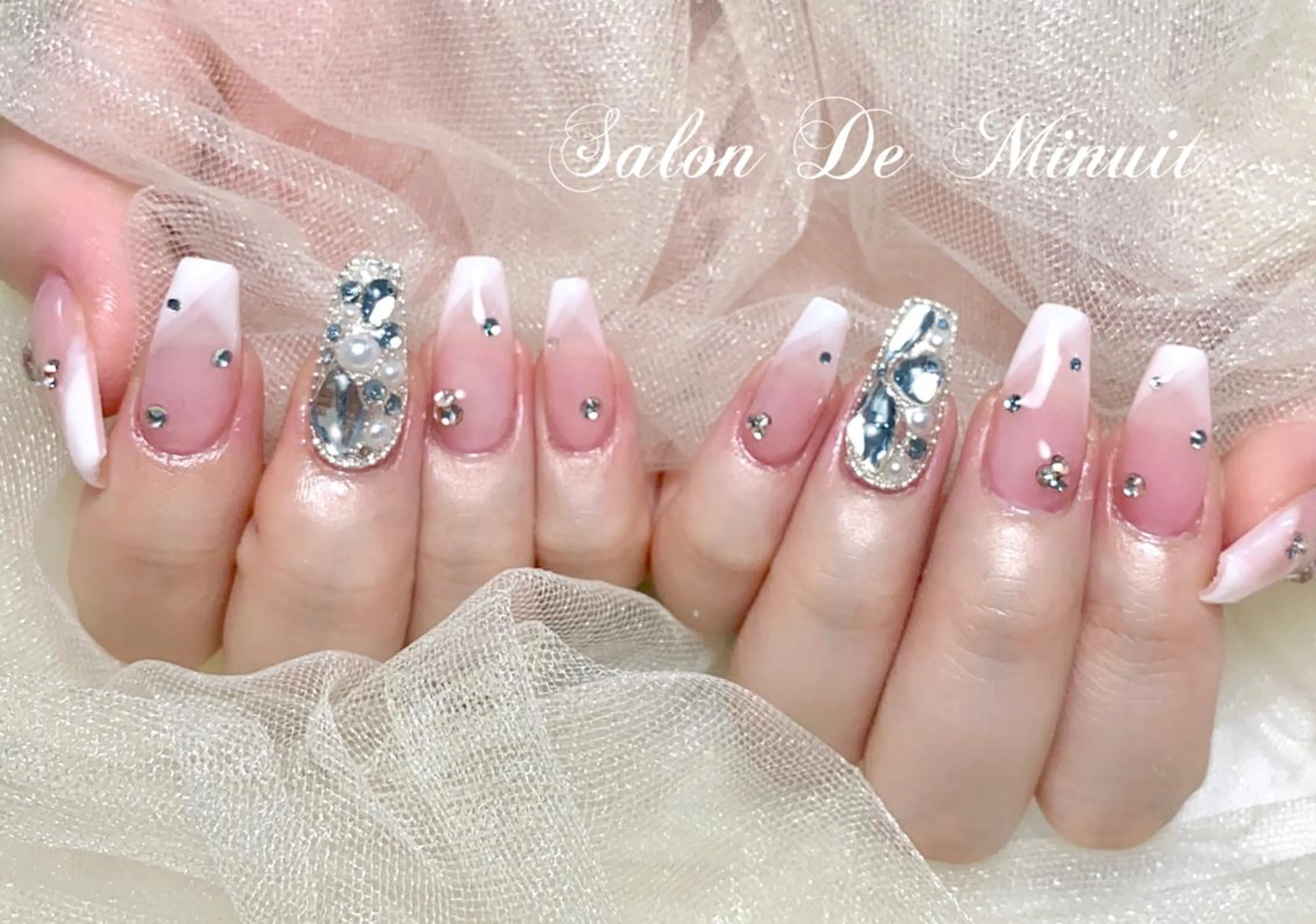 ネイル ハンドネイル ハンドケア Salon de Minuit🦩のネイルデザイン