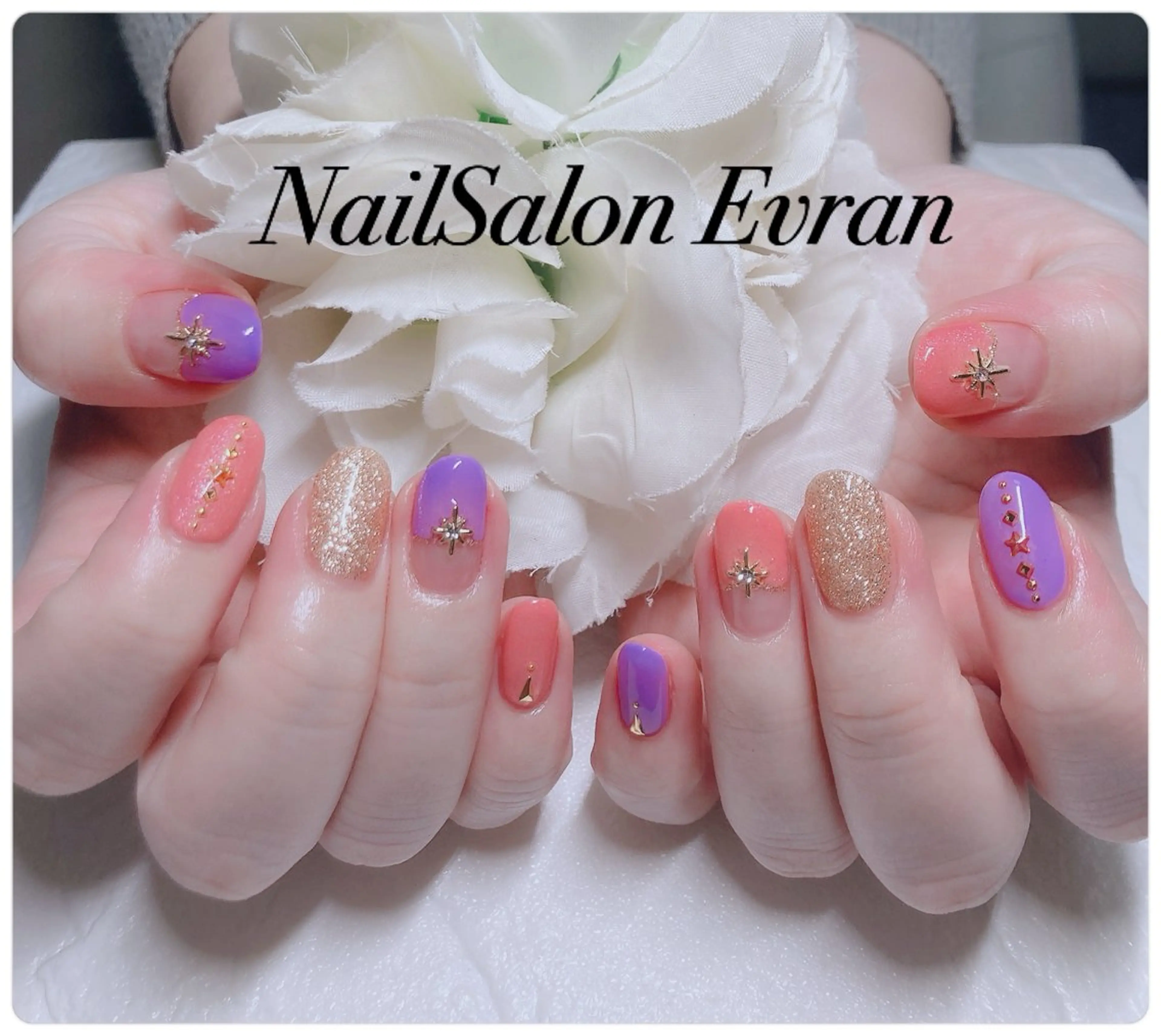 ネイル アートネイル フレンチネイル ジェルネイル マグネットネイル 持ち込み Nail salon Evranのネイルデザイン