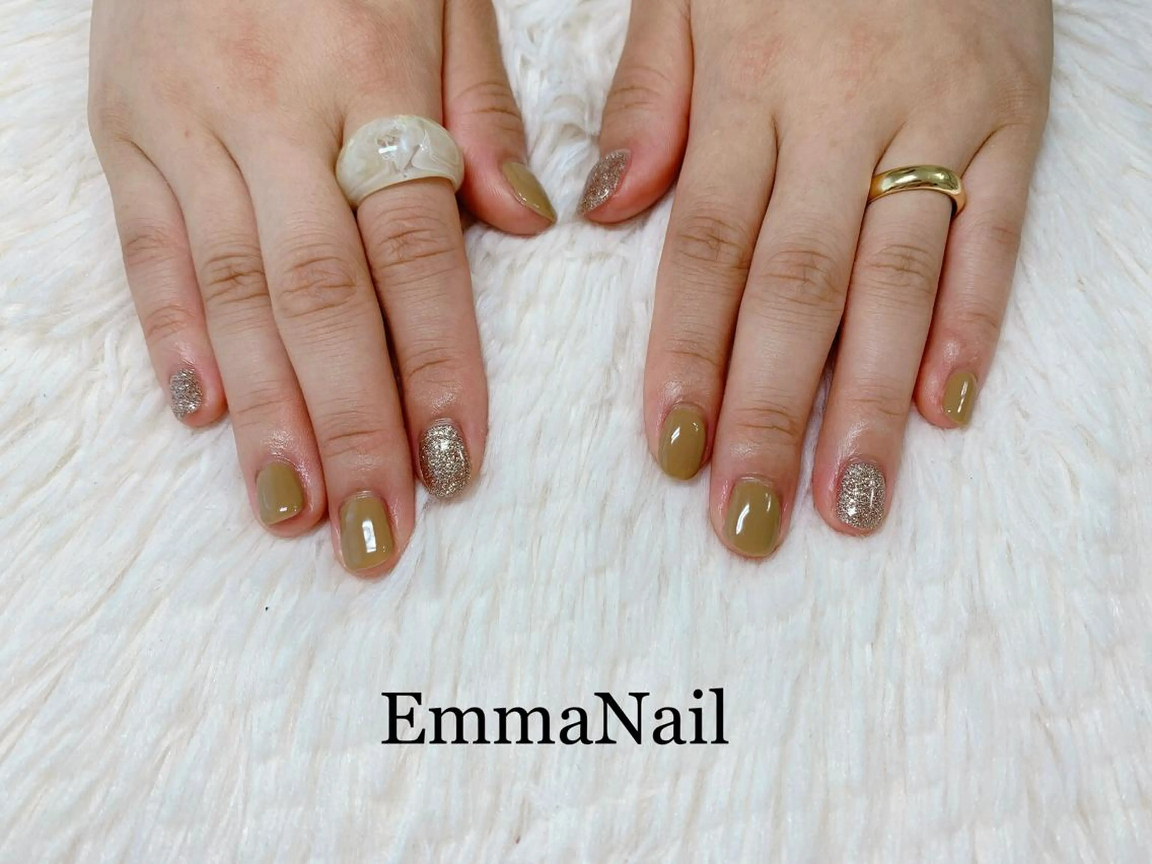ネイル ラメ(グリッター) ワンカラーネイル ハンドネイル salon EM&A emiのネイルデザイン