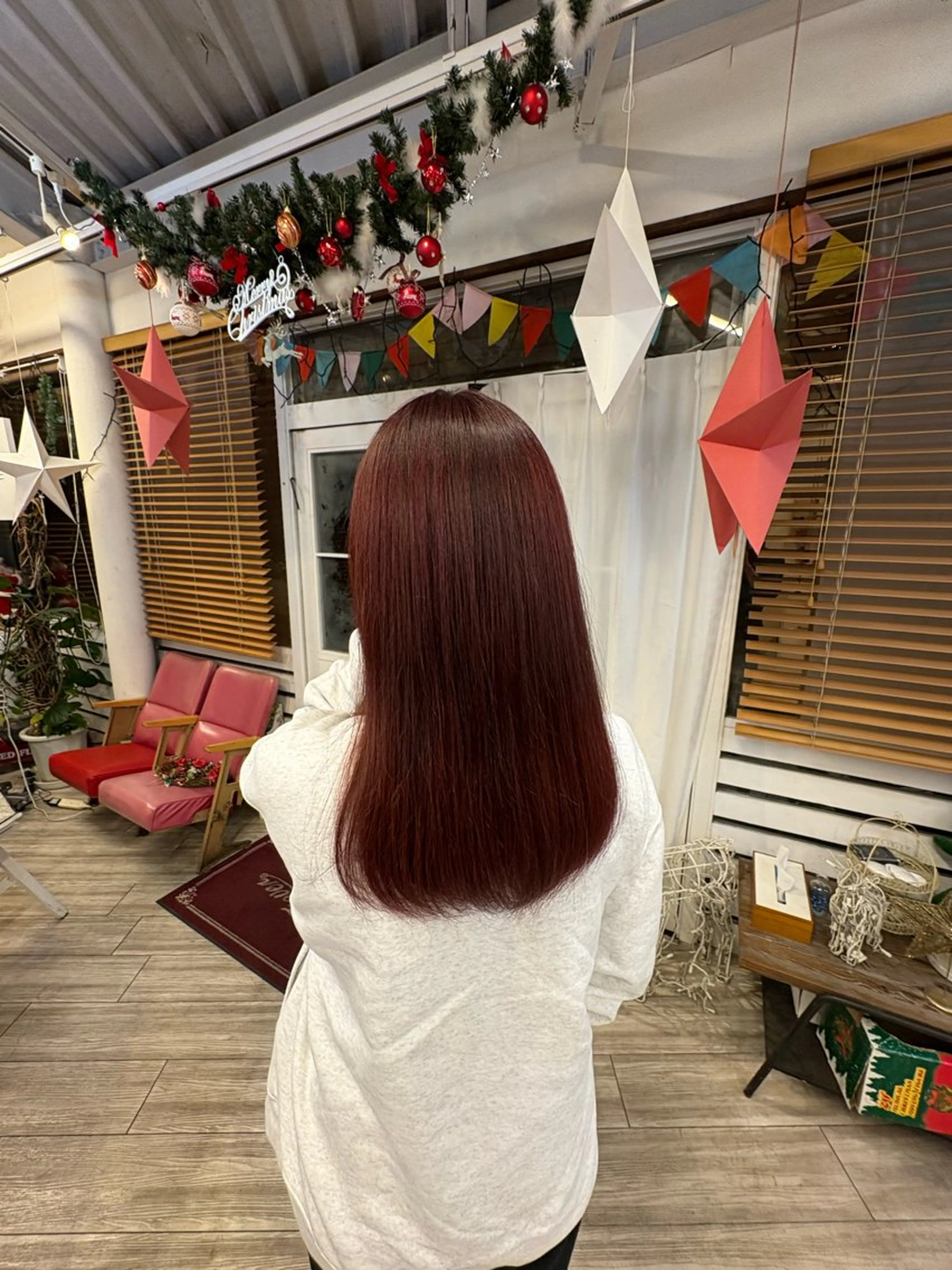 ミディアム 綱川 琉生のヘアスタイル