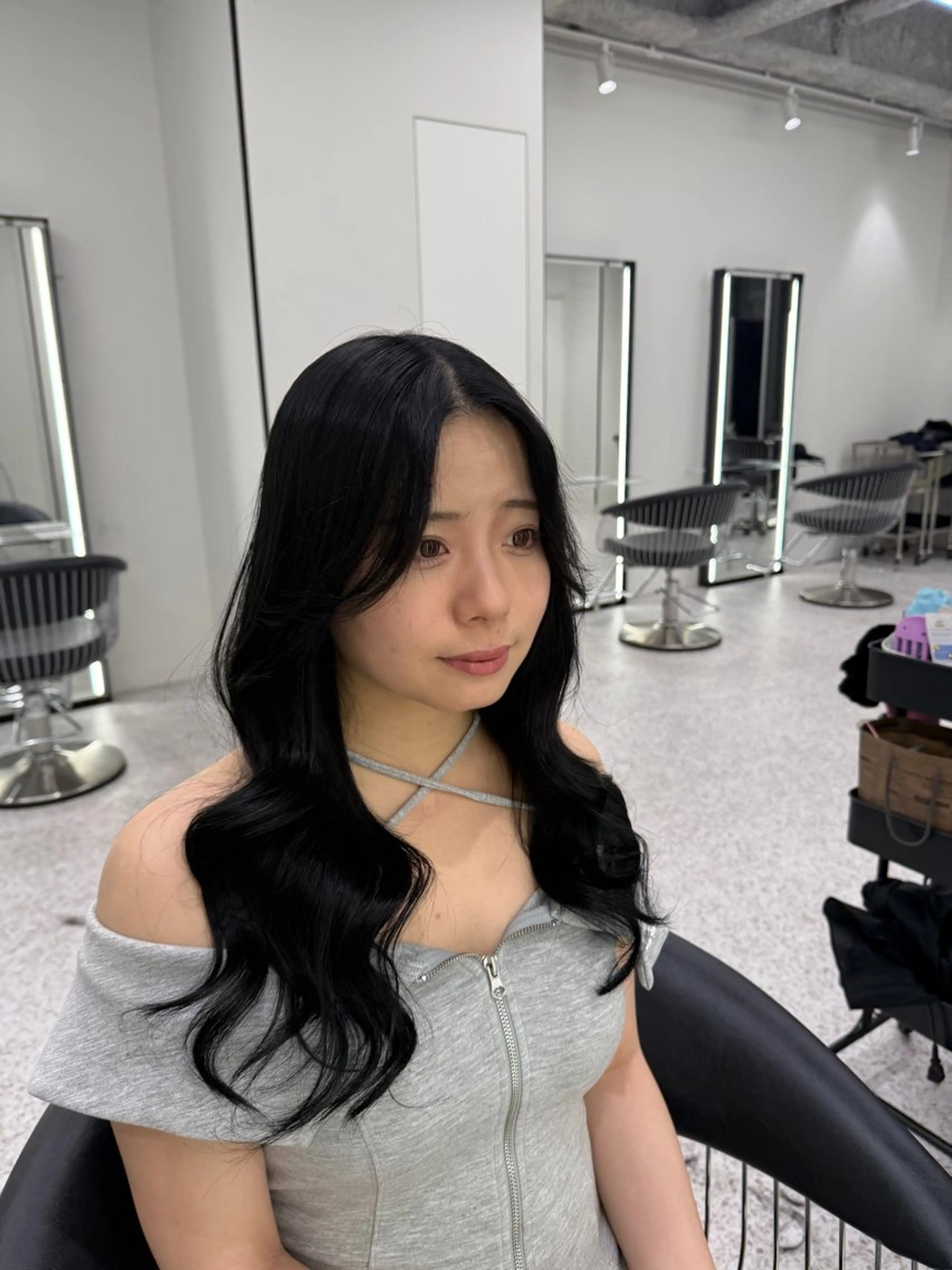 ロング 無料カット/原宿/ オリーブカラーこはるのヘアスタイル