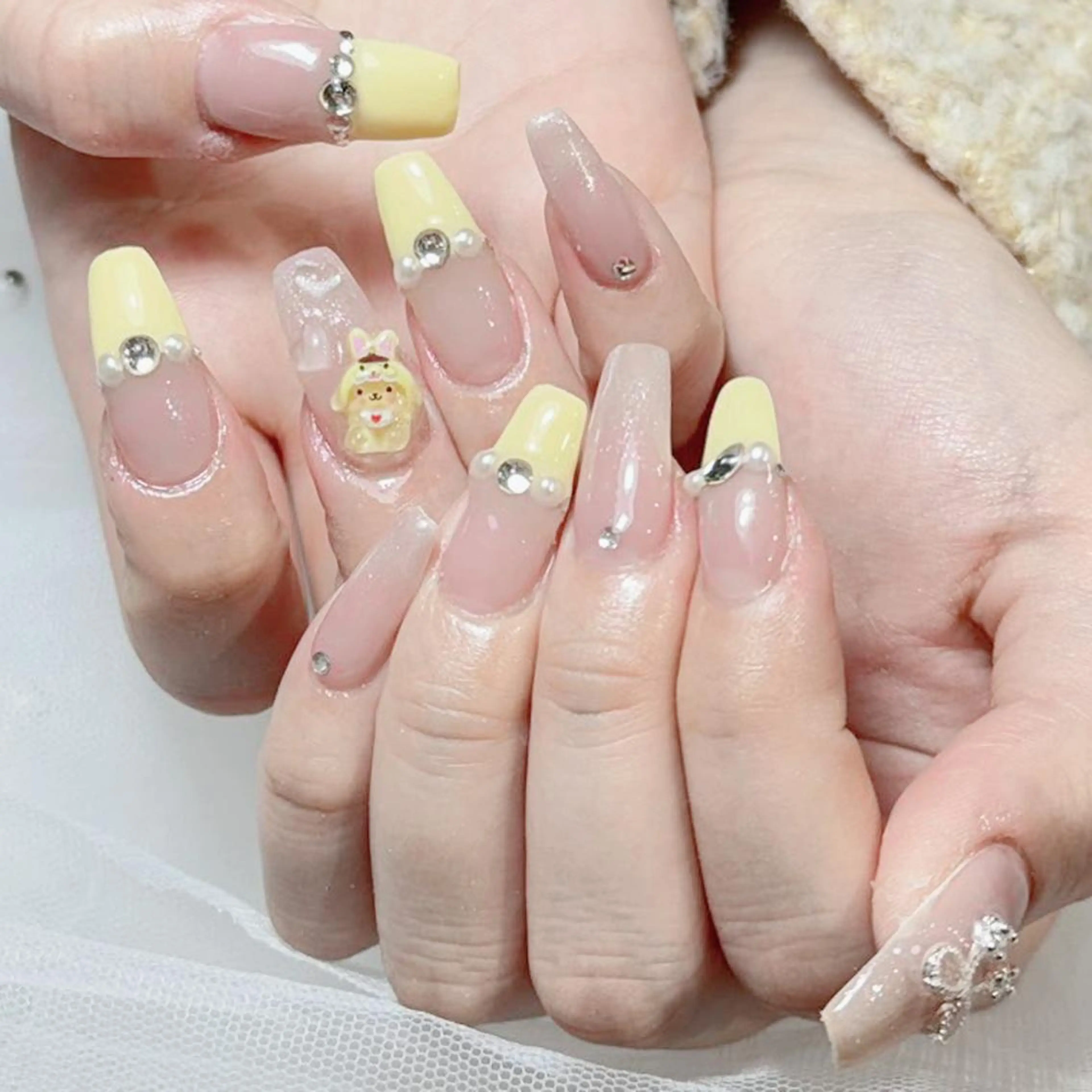ネイル 持ち込み Hana 🎗のネイルデザイン