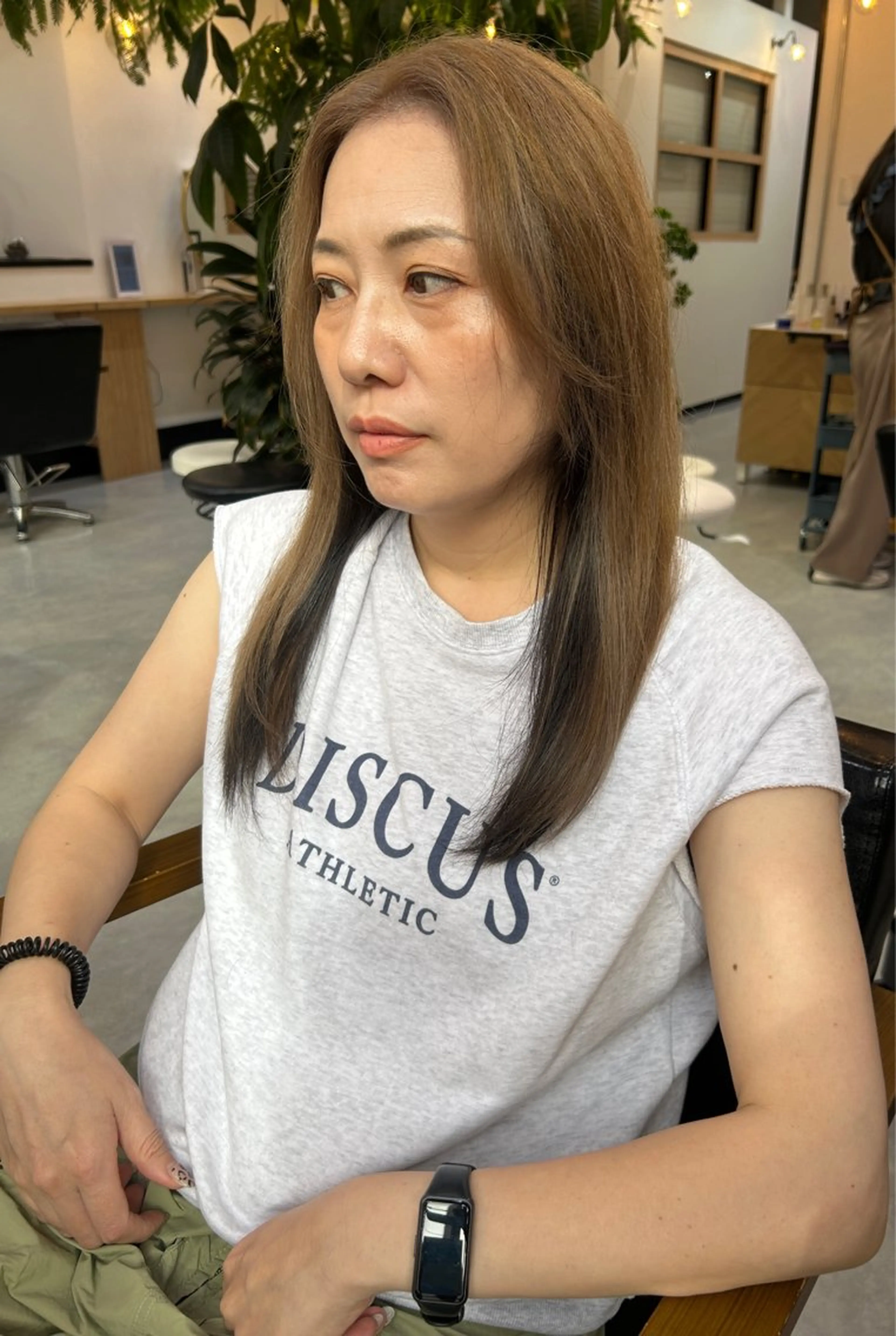 セミロング カラー ヘアカラー トリートメント CARICIA 白木 由里加のヘアスタイル