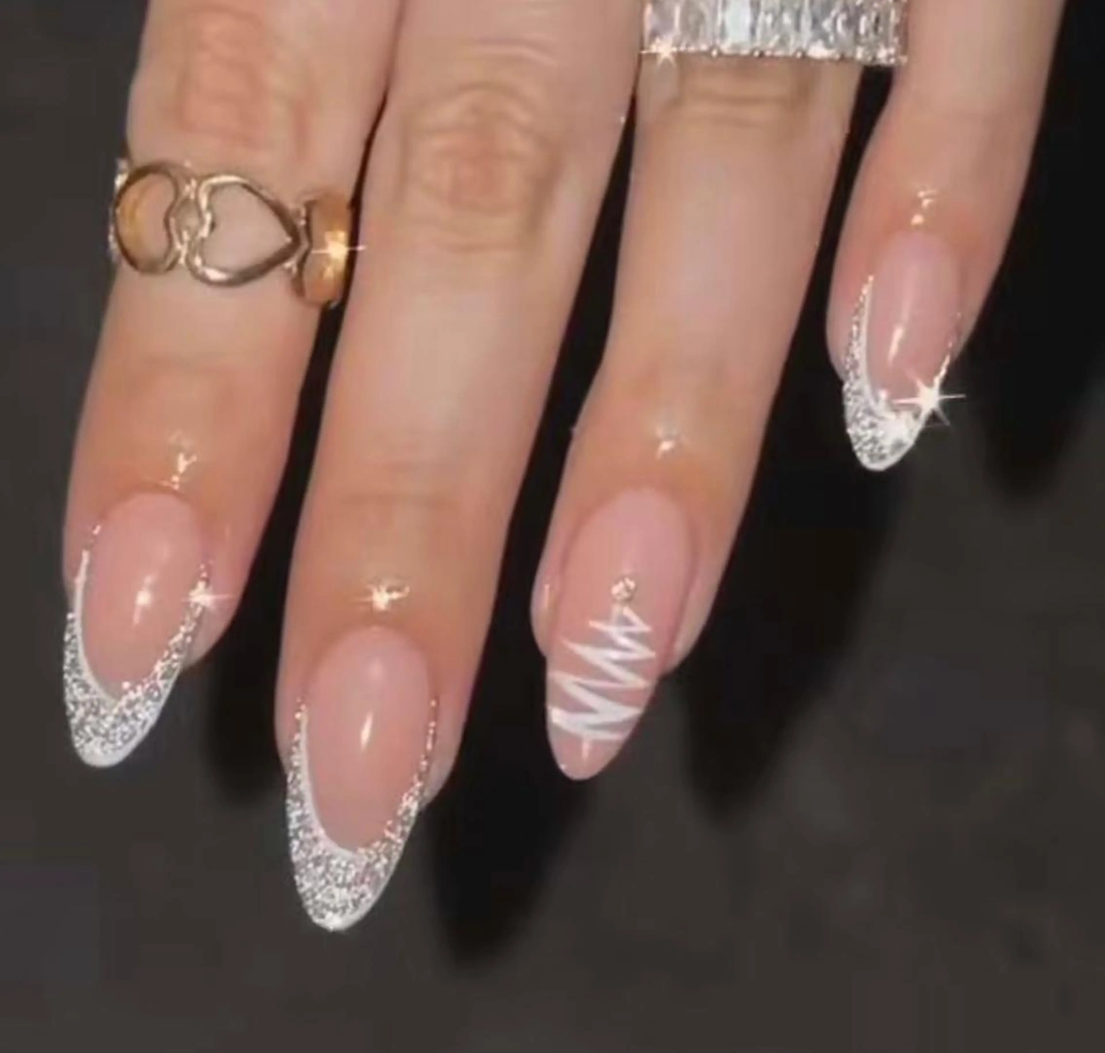 ネイル ハンドネイル ハンドケア FUTURE   BEAUTY所属・FUTURE BEAUTYのネイルデザイン