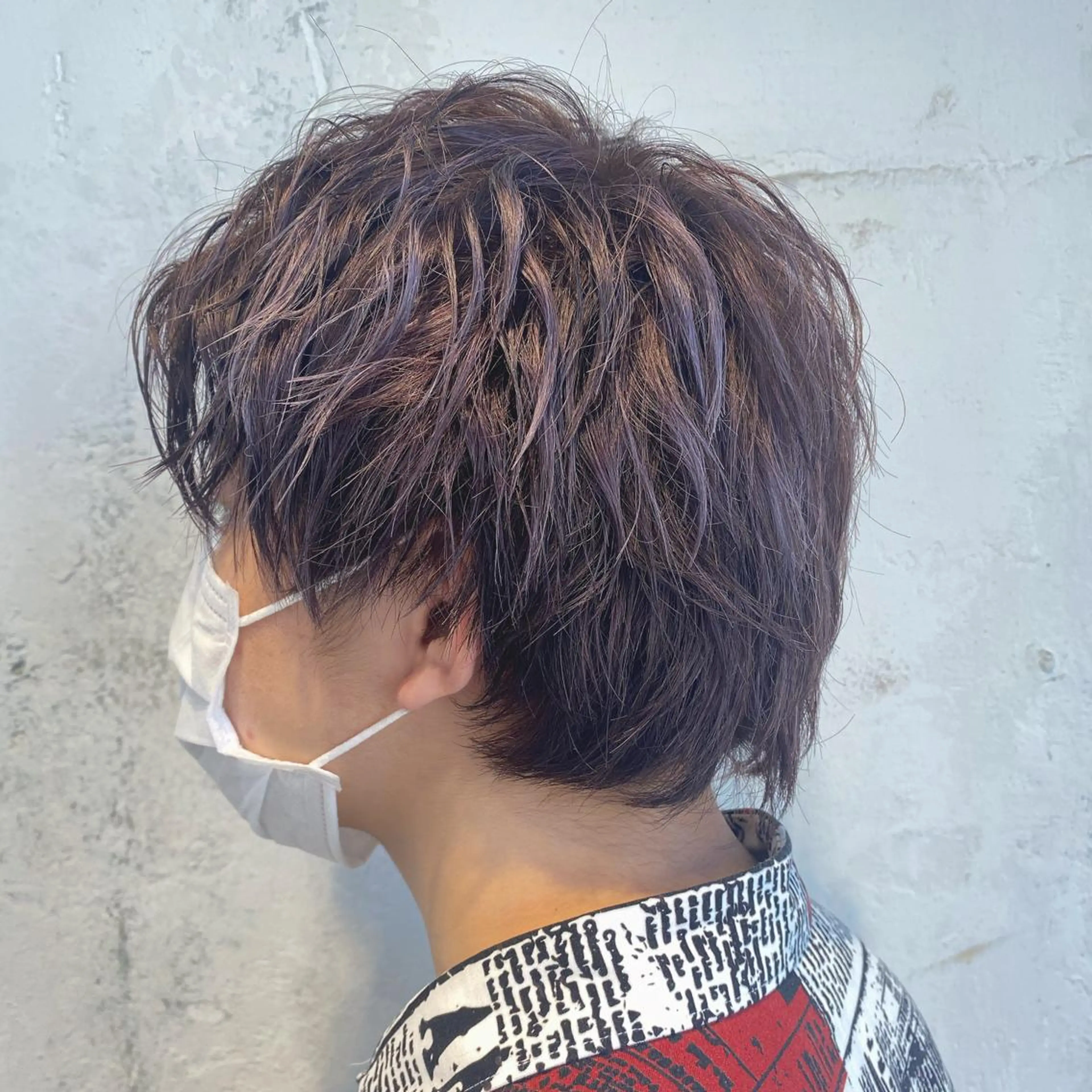 ショート カラー パーマ ヘアアレンジ メンズ キッズ ネイル マツエク・マツパ 暖色系/透明感 治野心のヘアスタイル