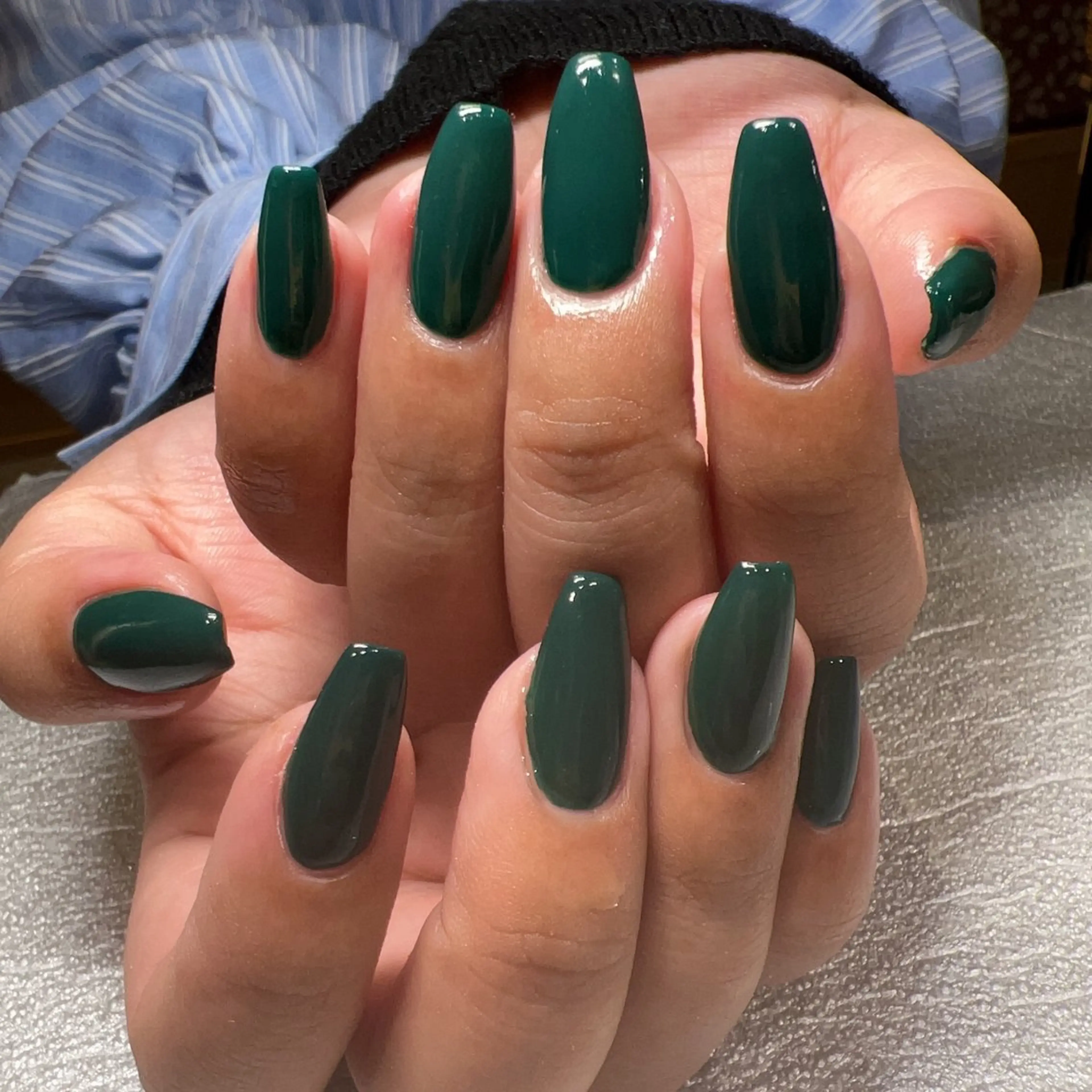 ネイル グリーン ワンカラーネイル Total Beauty Salon CURE 津田沼店所属・イエティ .のネイルデザイン