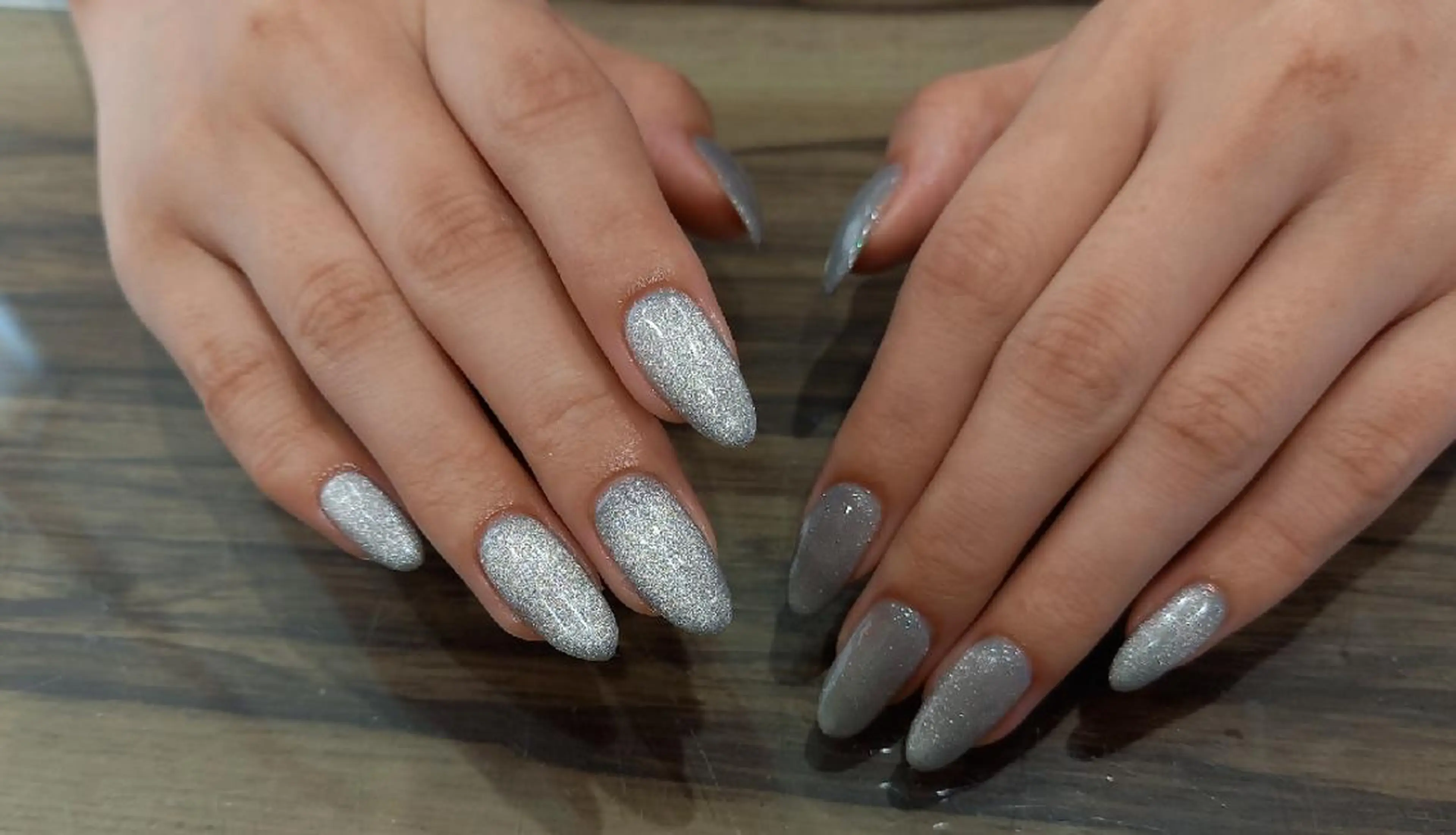 ネイル マグネットネイル ハンドネイル Progress Nailのヘアスタイル