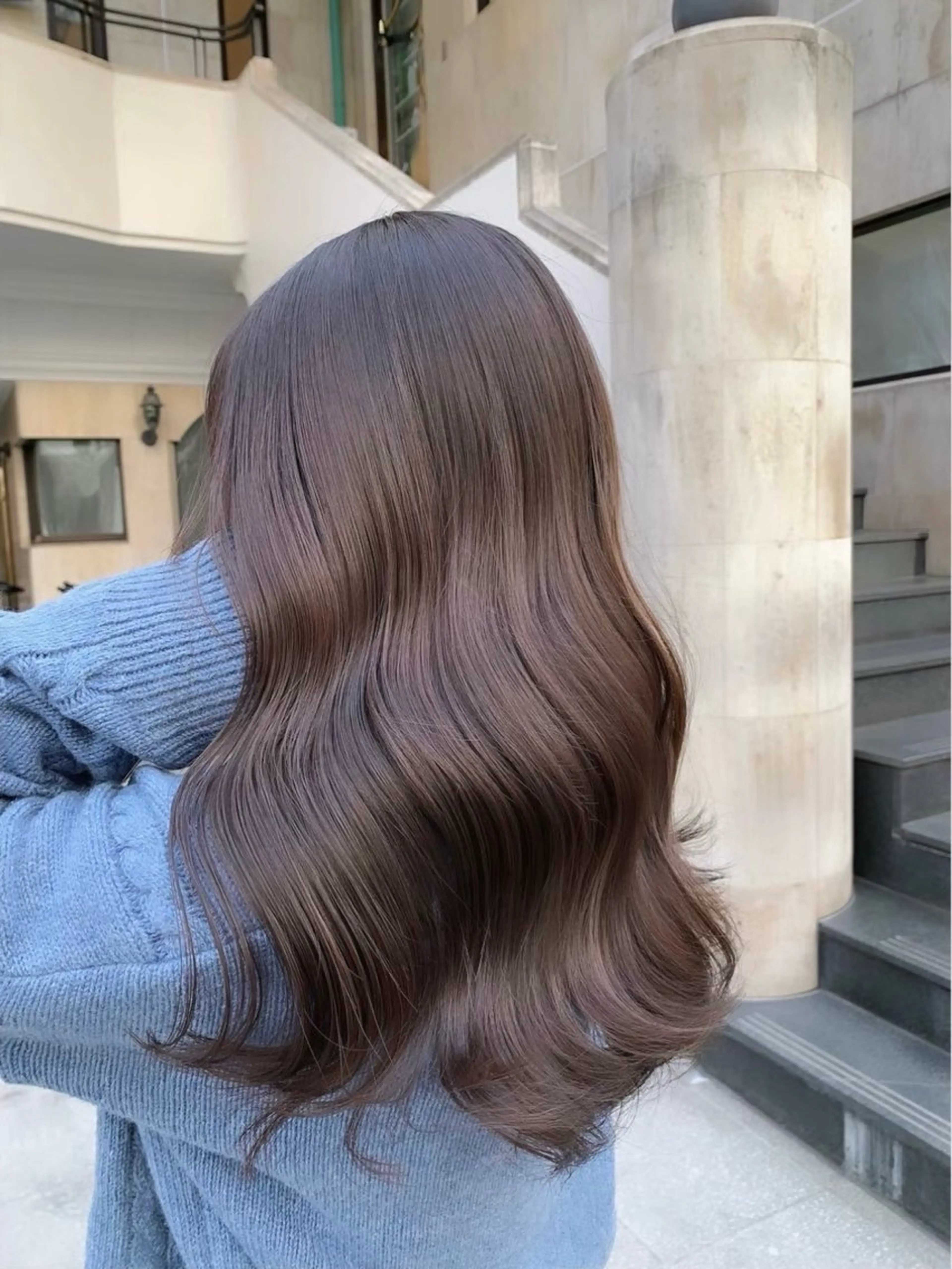 ロング カラー 切りっぱなしボブ ブリーチ ダブルカラー ハイライトカラー ブリーチなしカラー カット ヘアカラー トリートメント ヘッドスパ ヘアセット Wカラー/髪質改善/ 艶カラー🩶Sanaのヘアスタイル